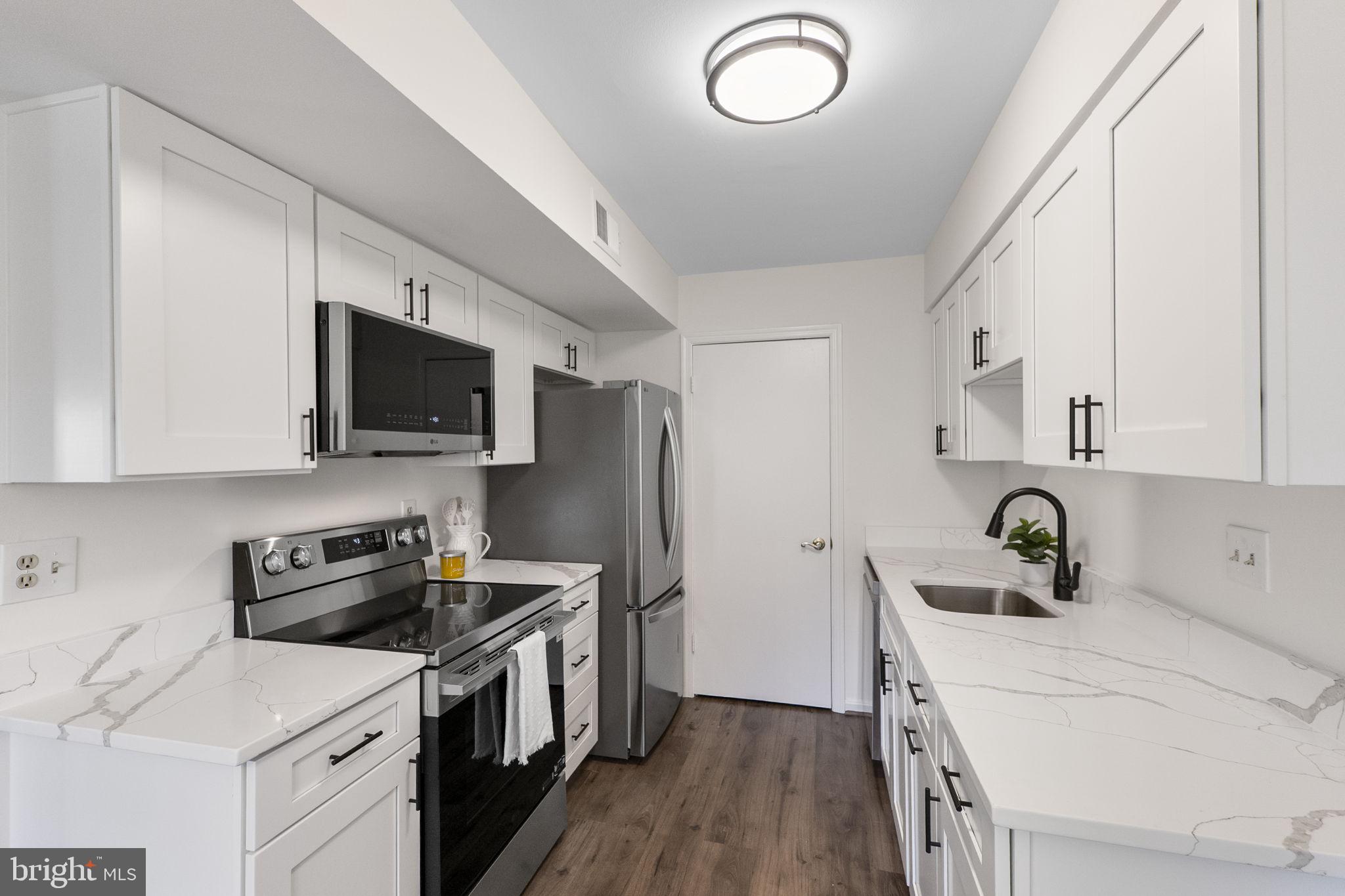 LAKEVIEW - Residential