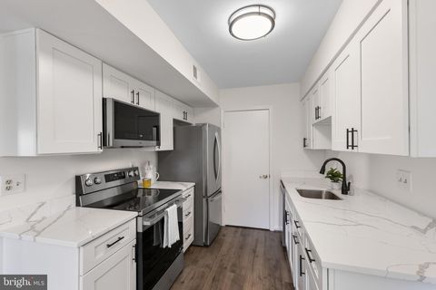 20248 SHIPLEY TERRACE 301 GERMANTOWN MD 20874