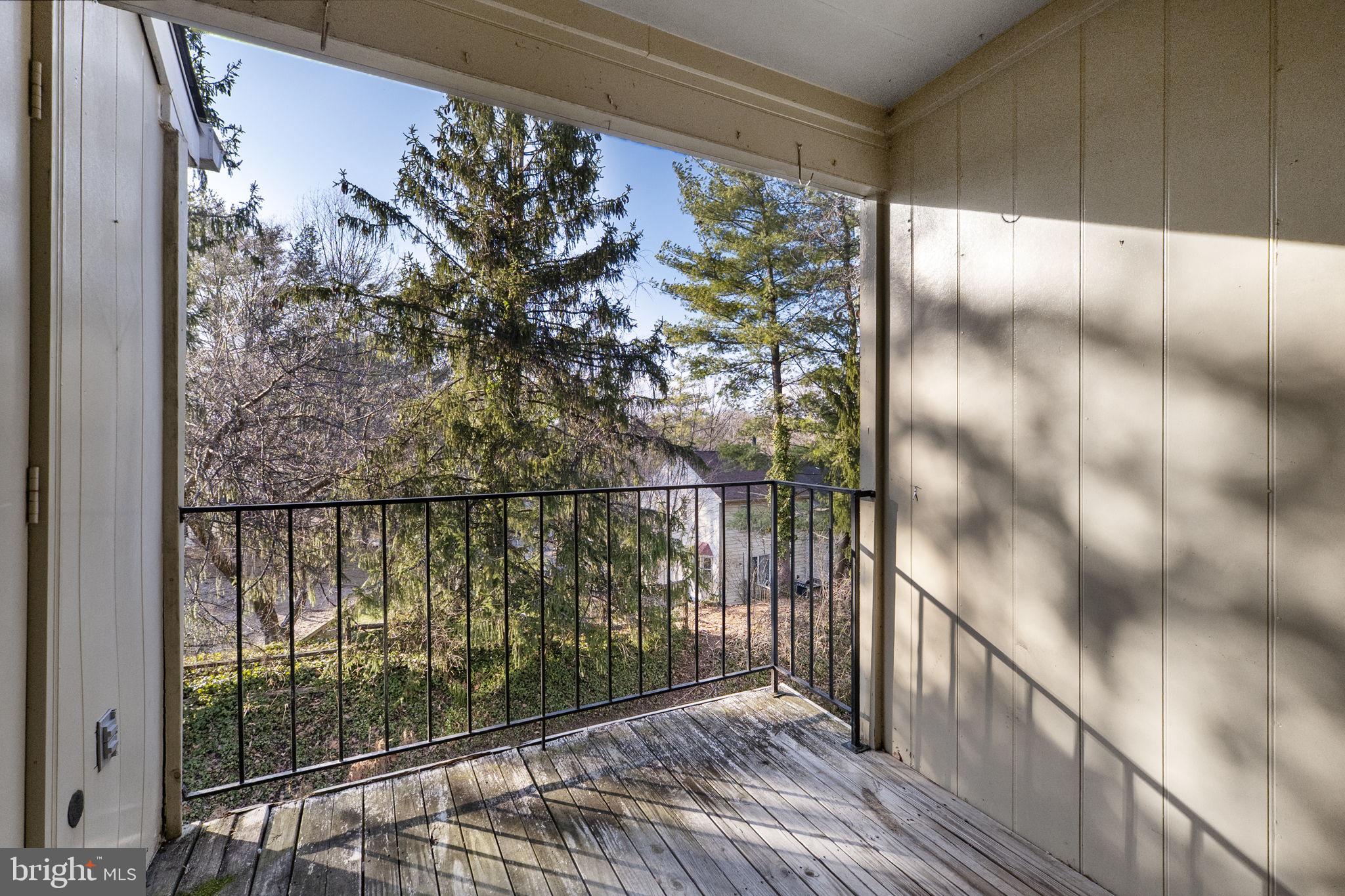 LAKEVIEW - Residential