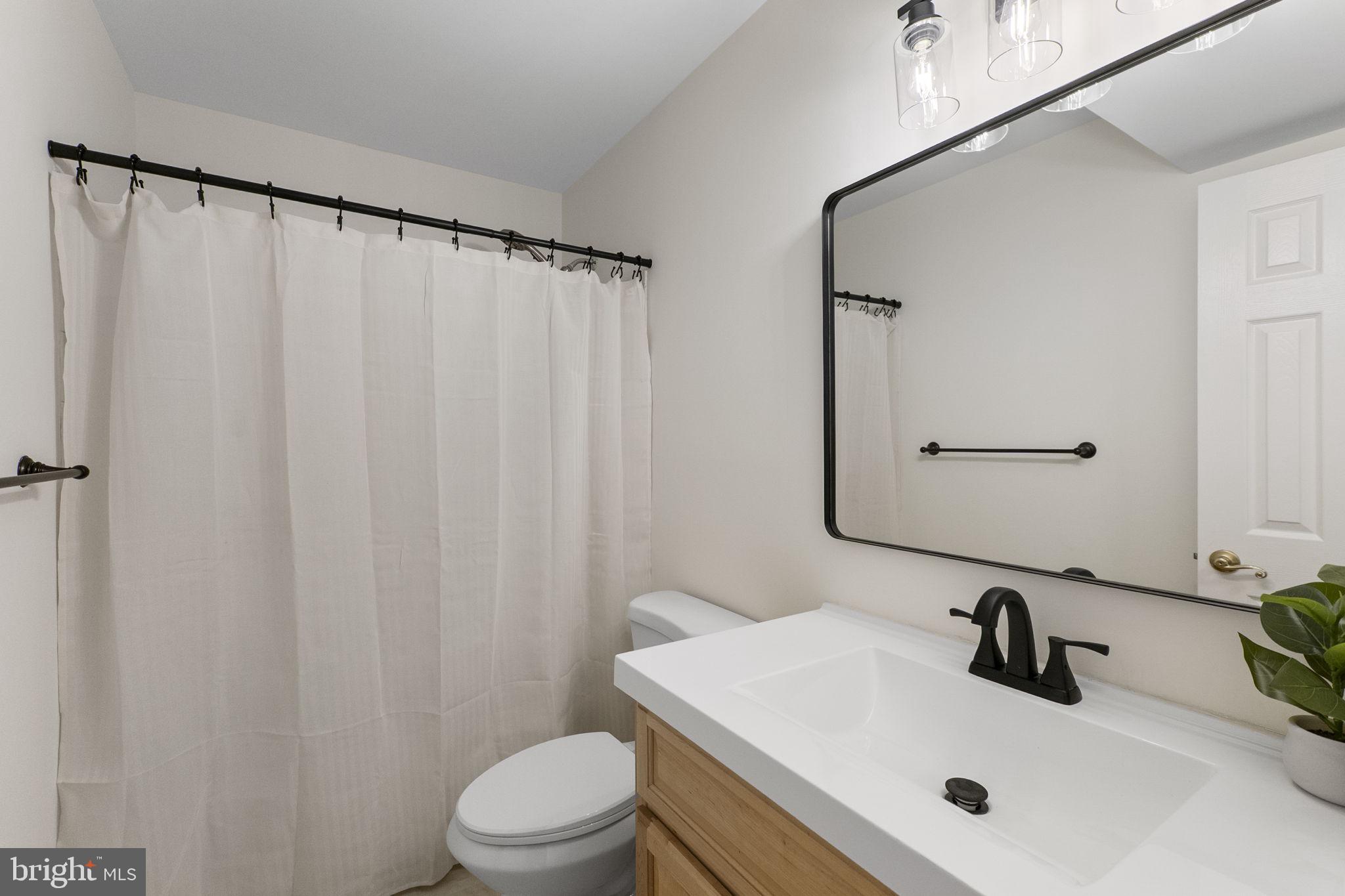 LAKEVIEW - Residential