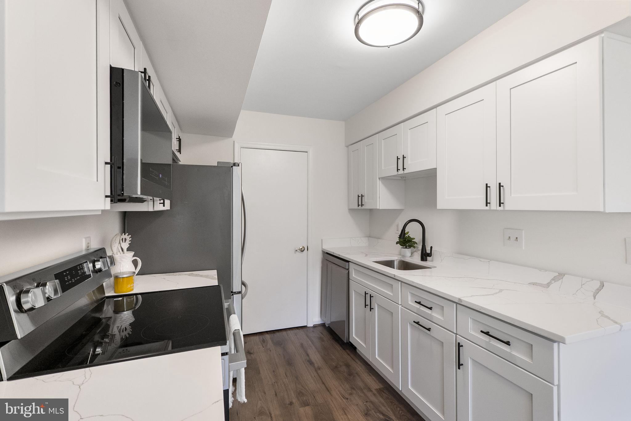 LAKEVIEW - Residential