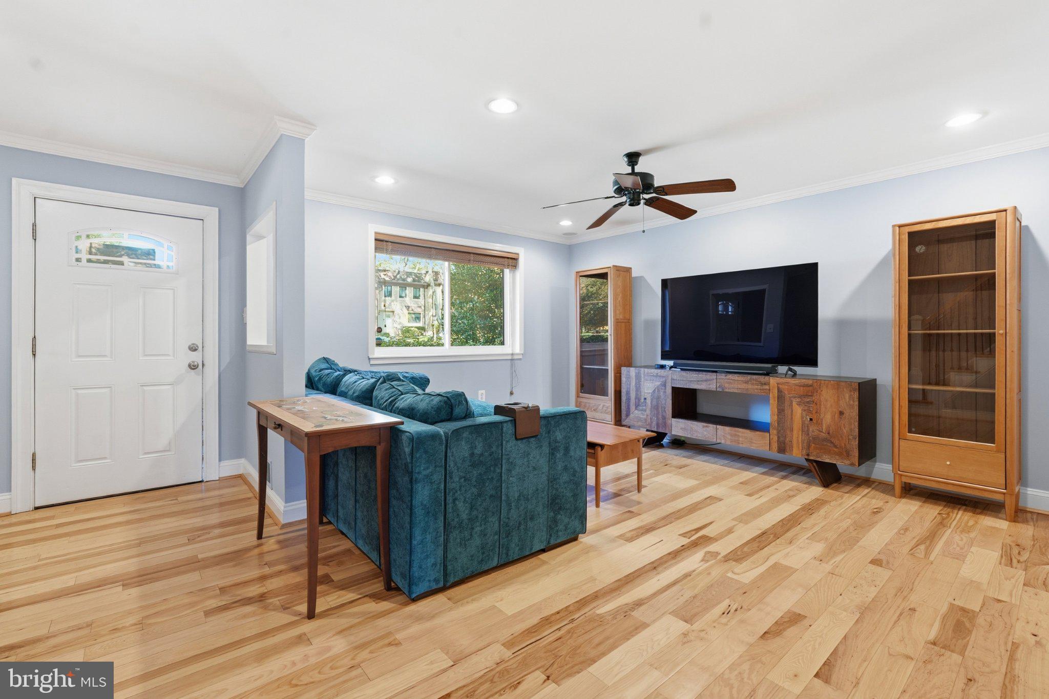 2902 JERMANTOWN ROAD 27