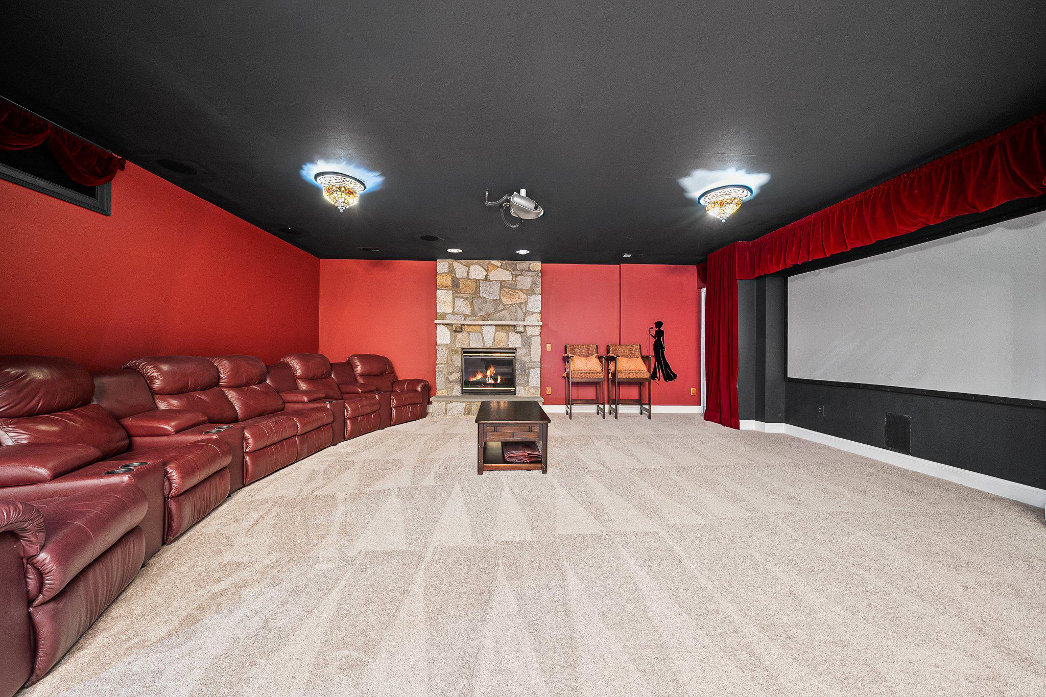 PIEDMONT RIDING CLUB - Residential