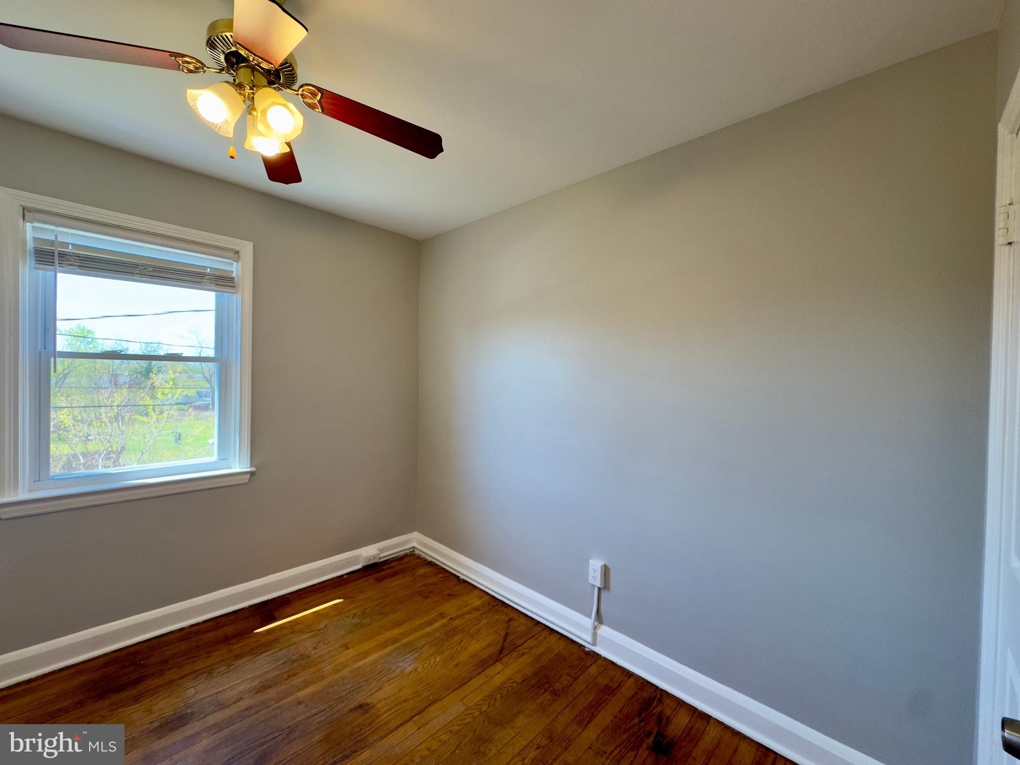 HAMILTON HILLS - Residential Lease