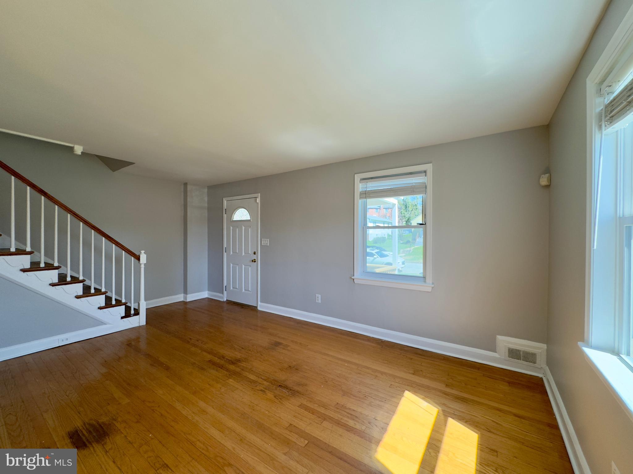 HAMILTON HILLS - Residential Lease