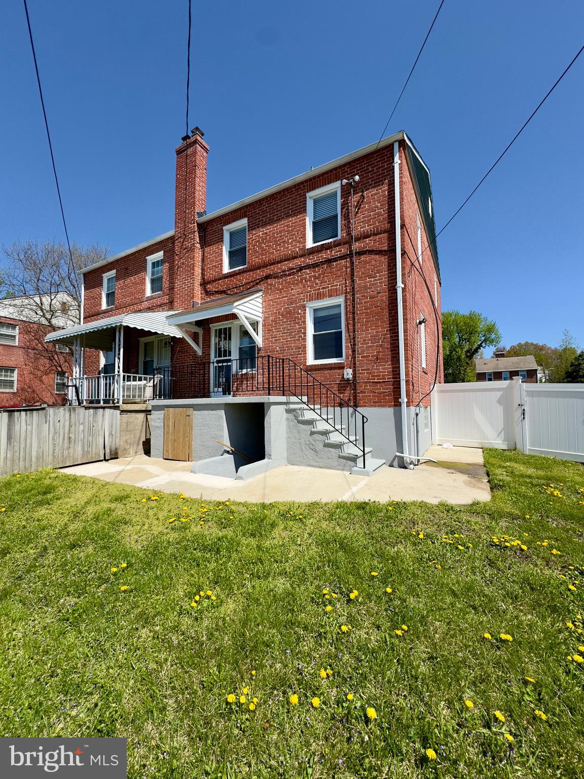 HAMILTON HILLS - Residential Lease