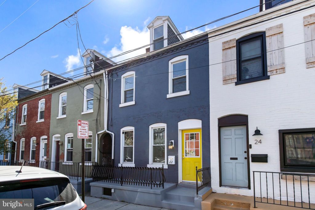 Photo of 22 W NEW ST, LANCASTER, PA 17603 (MLS # PALA2033454)