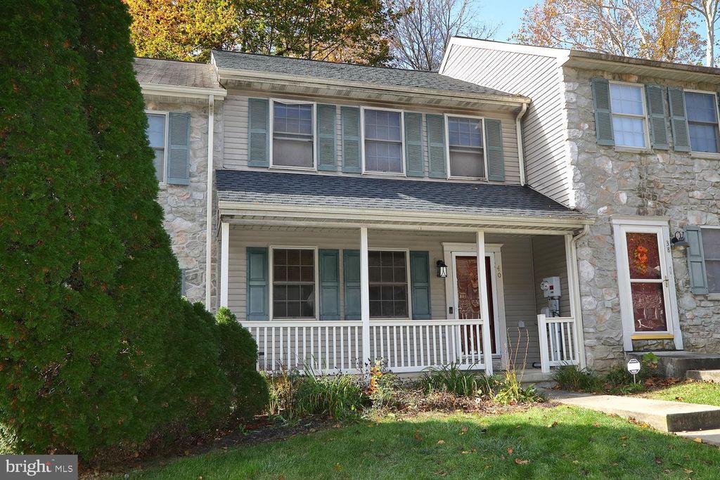 Photo of 40 Deep Hollow Lane, Lancaster, PA 17603 (MLS # PALA2043074)