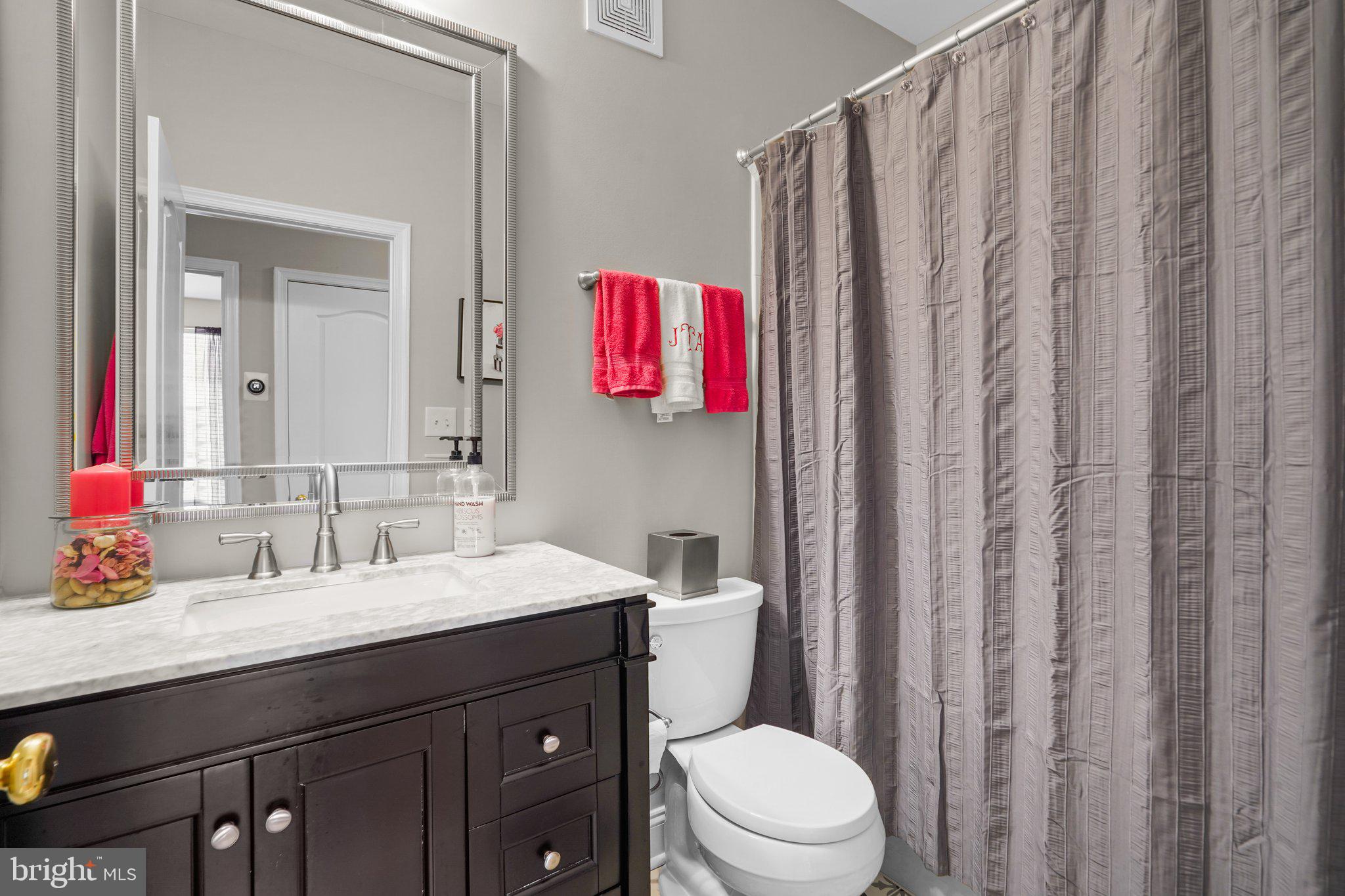 KENTLANDS - Residential