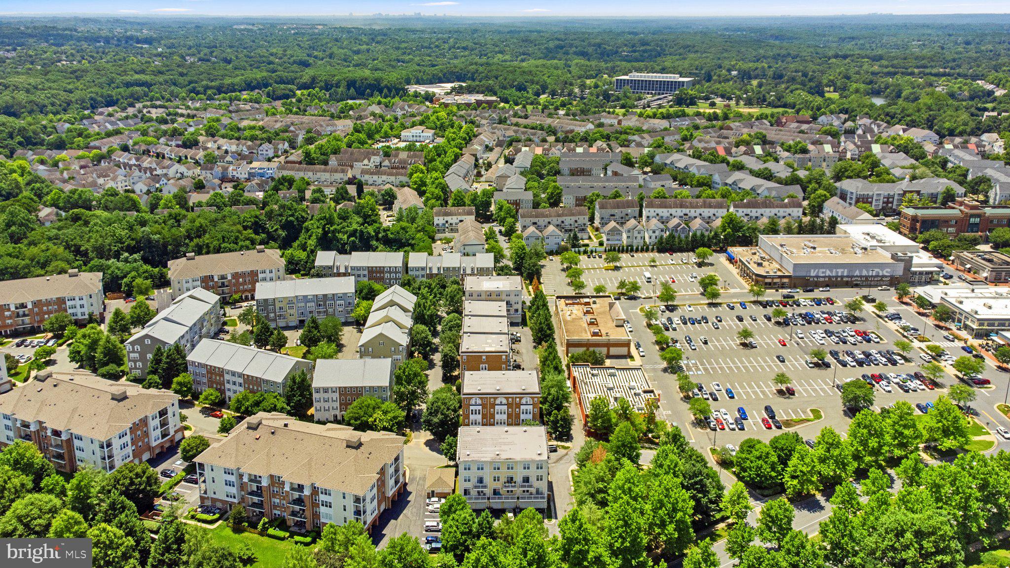 KENTLANDS - Residential