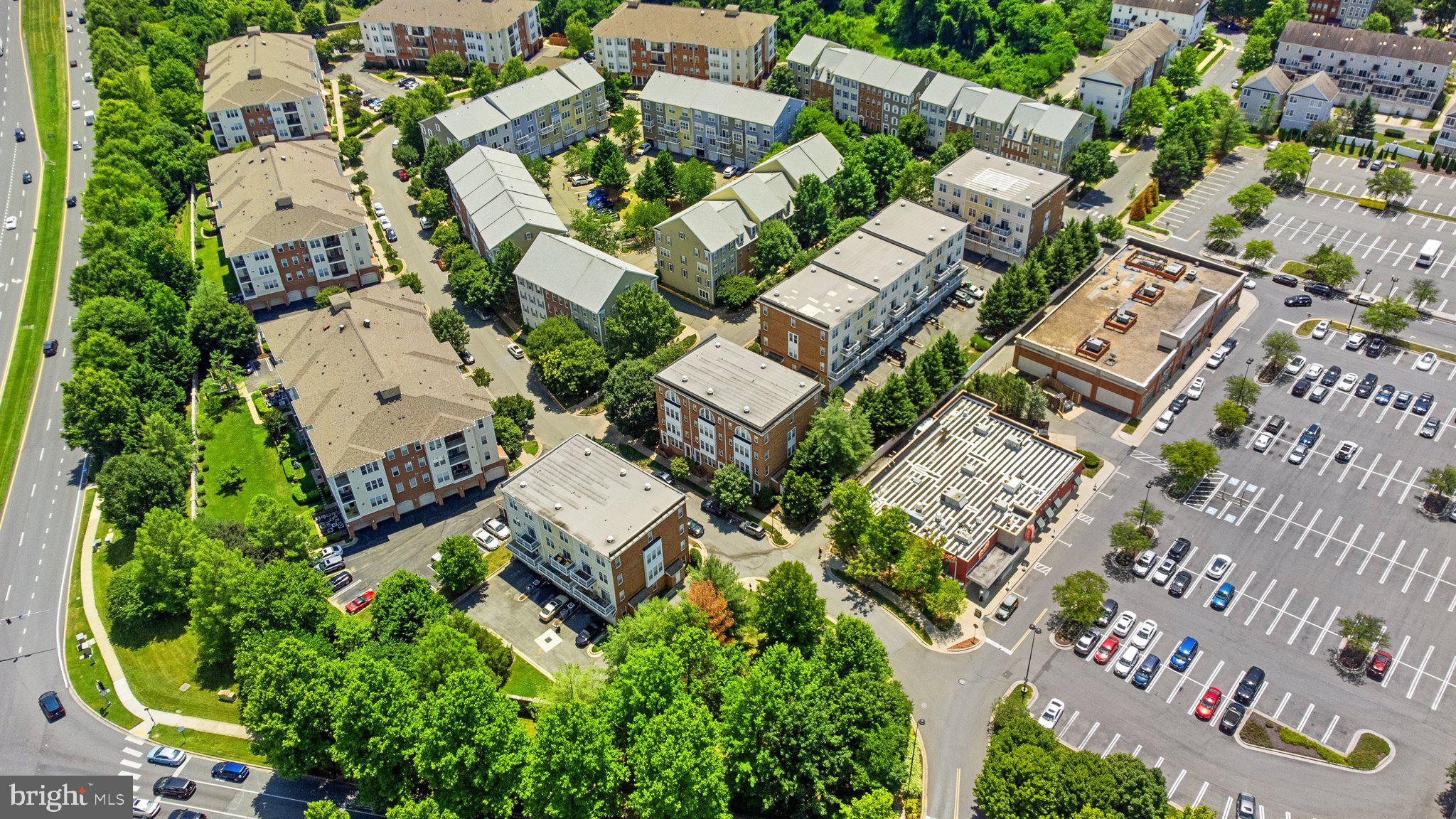 KENTLANDS - Residential