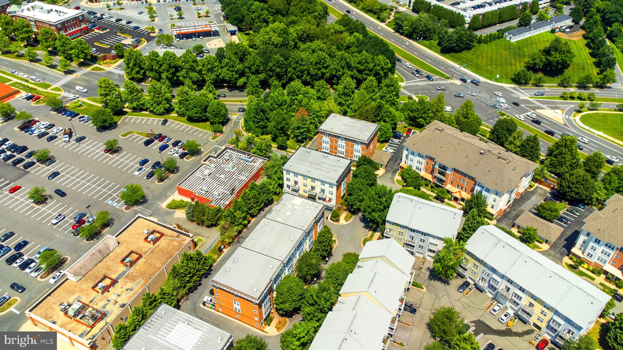 KENTLANDS - Residential