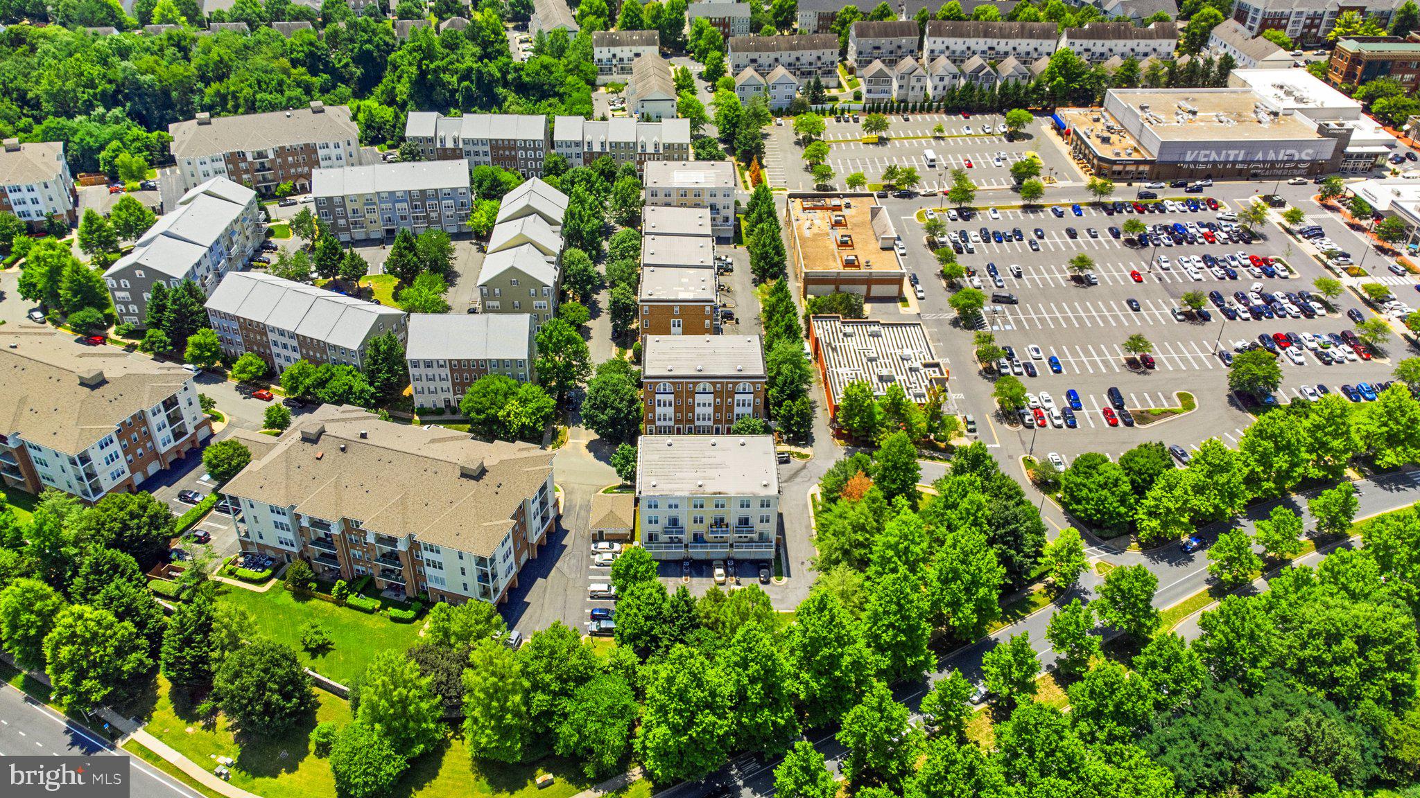 KENTLANDS - Residential