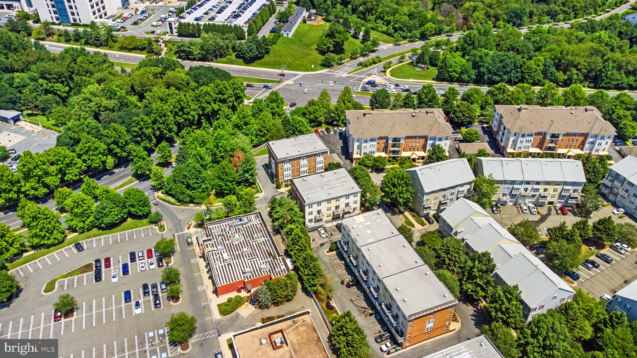 KENTLANDS - Residential