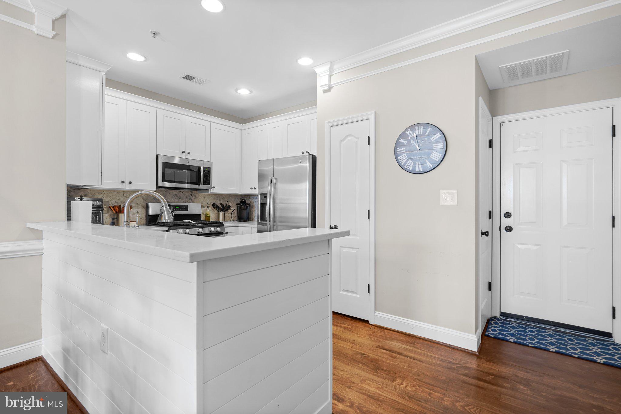 KENTLANDS - Residential