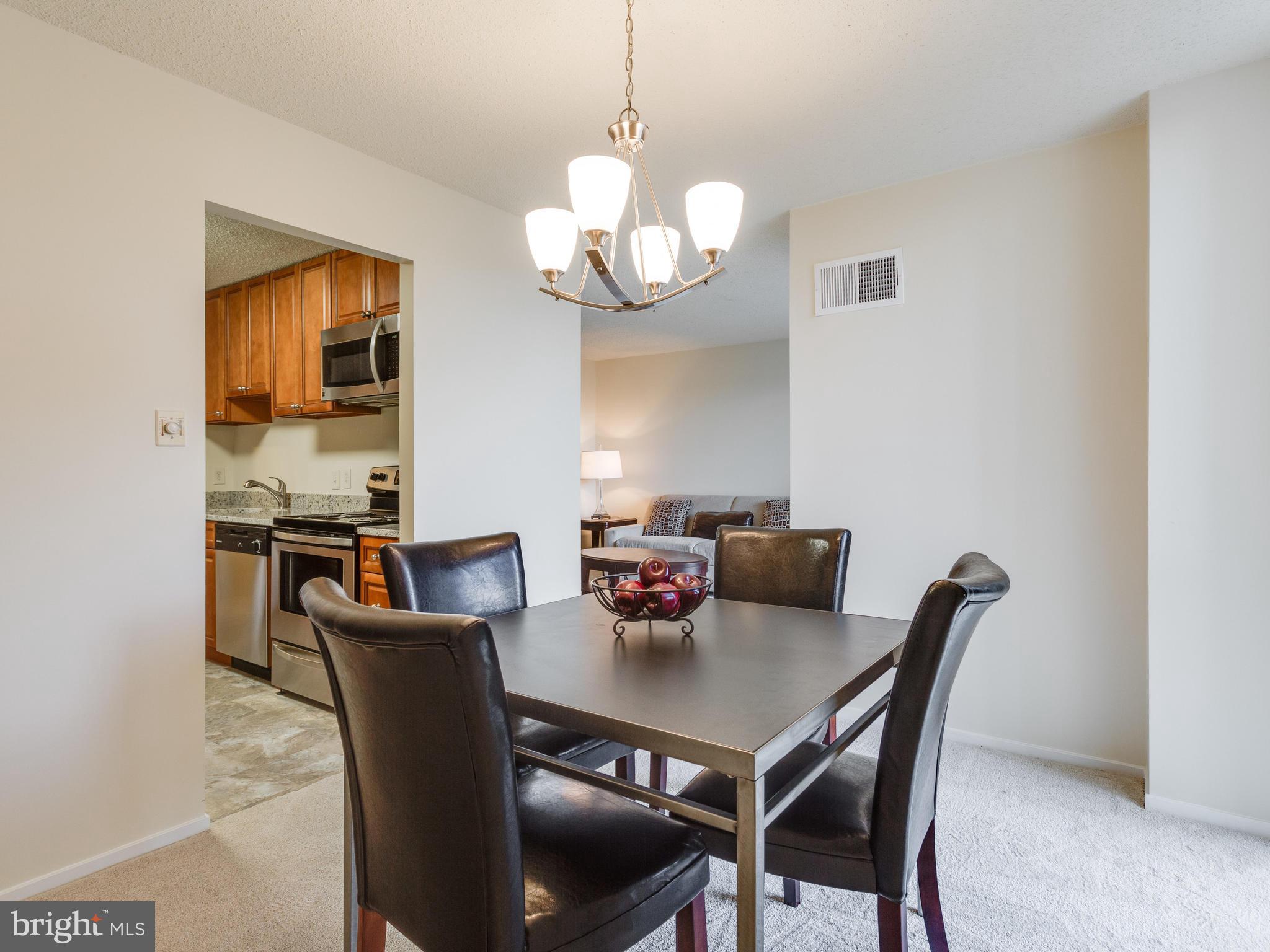 IDYLWOOD TOWERS - Residential