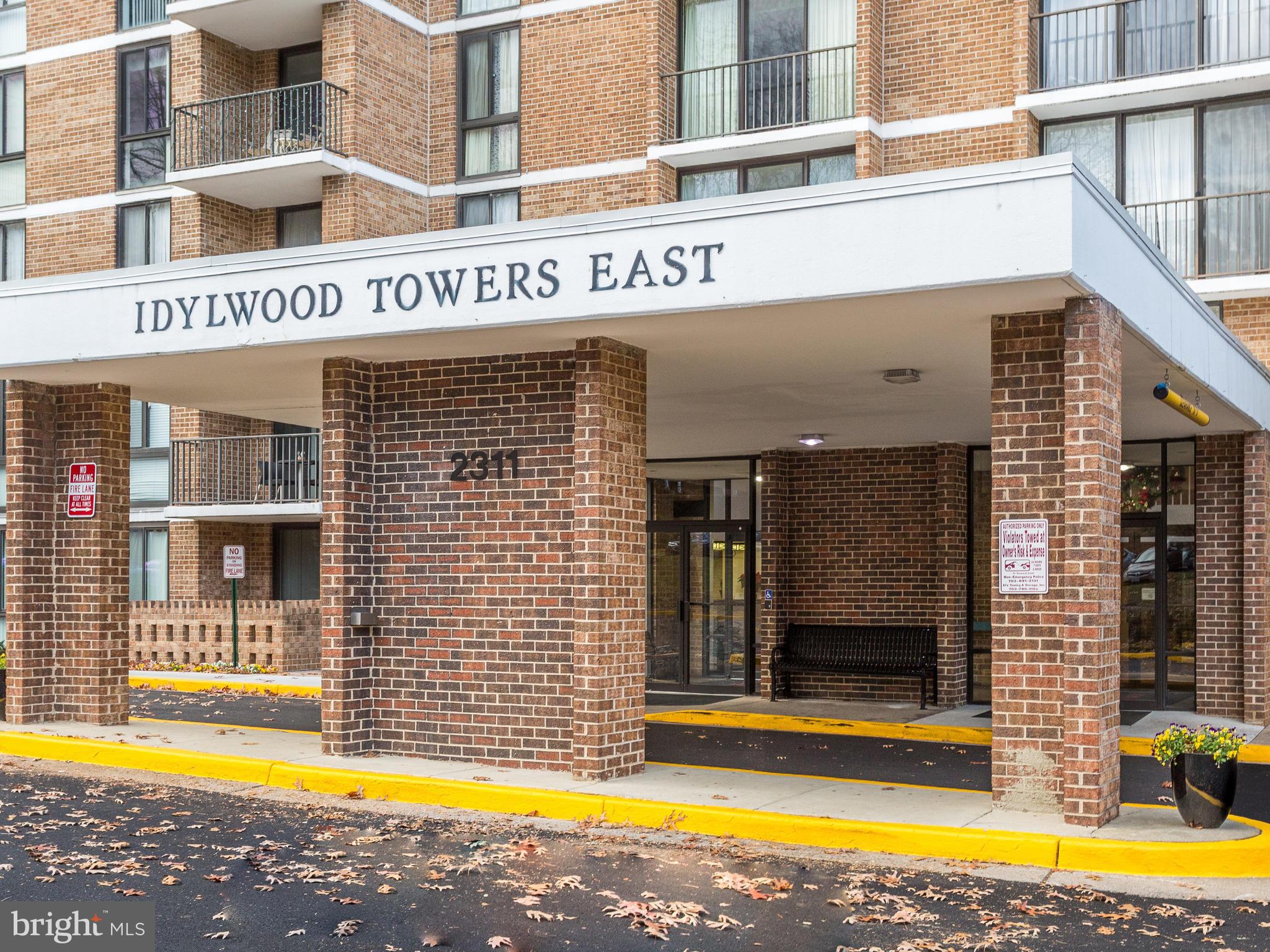 IDYLWOOD TOWERS - Residential