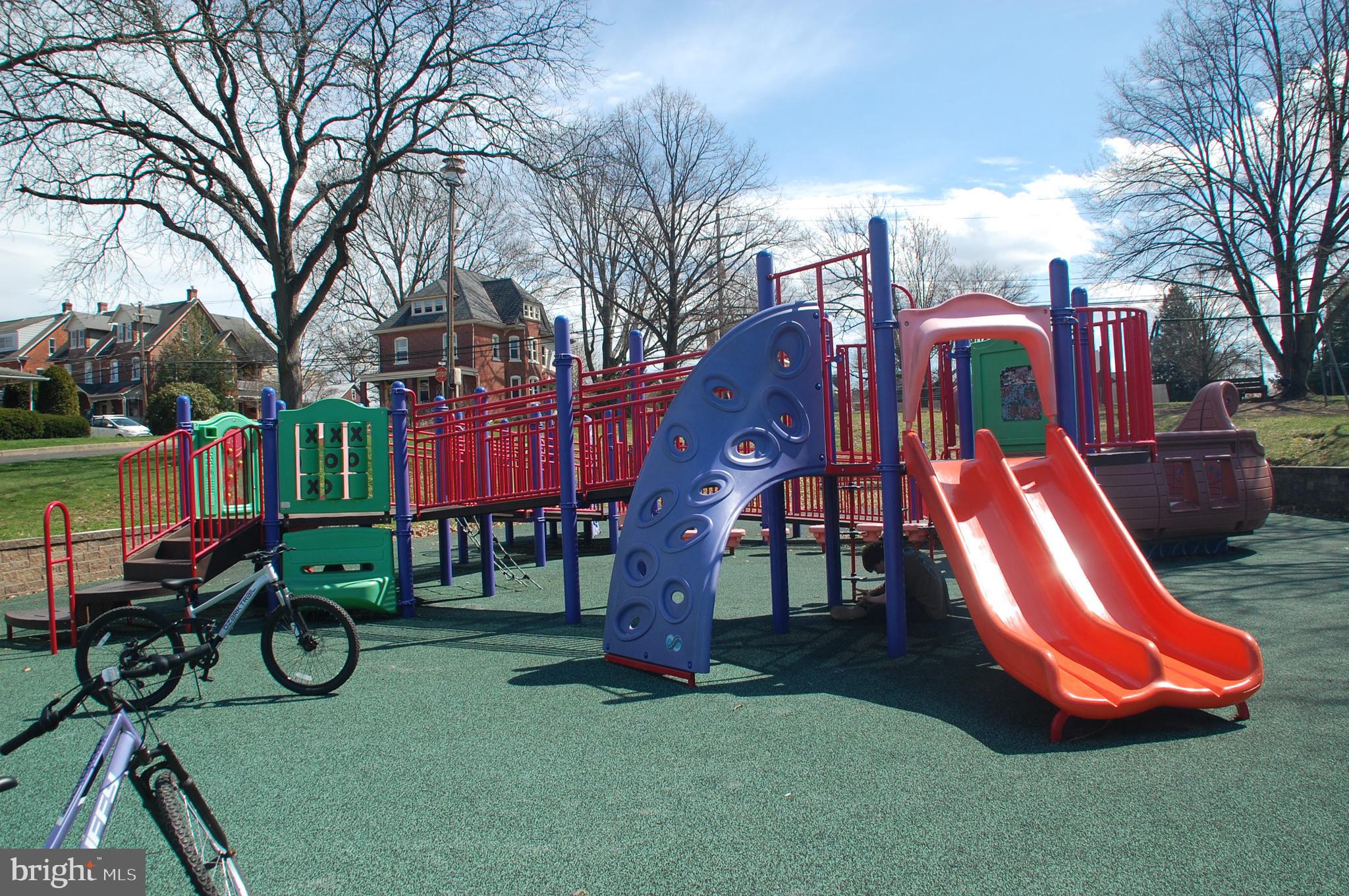 HILLSIDE HGTS - Residential