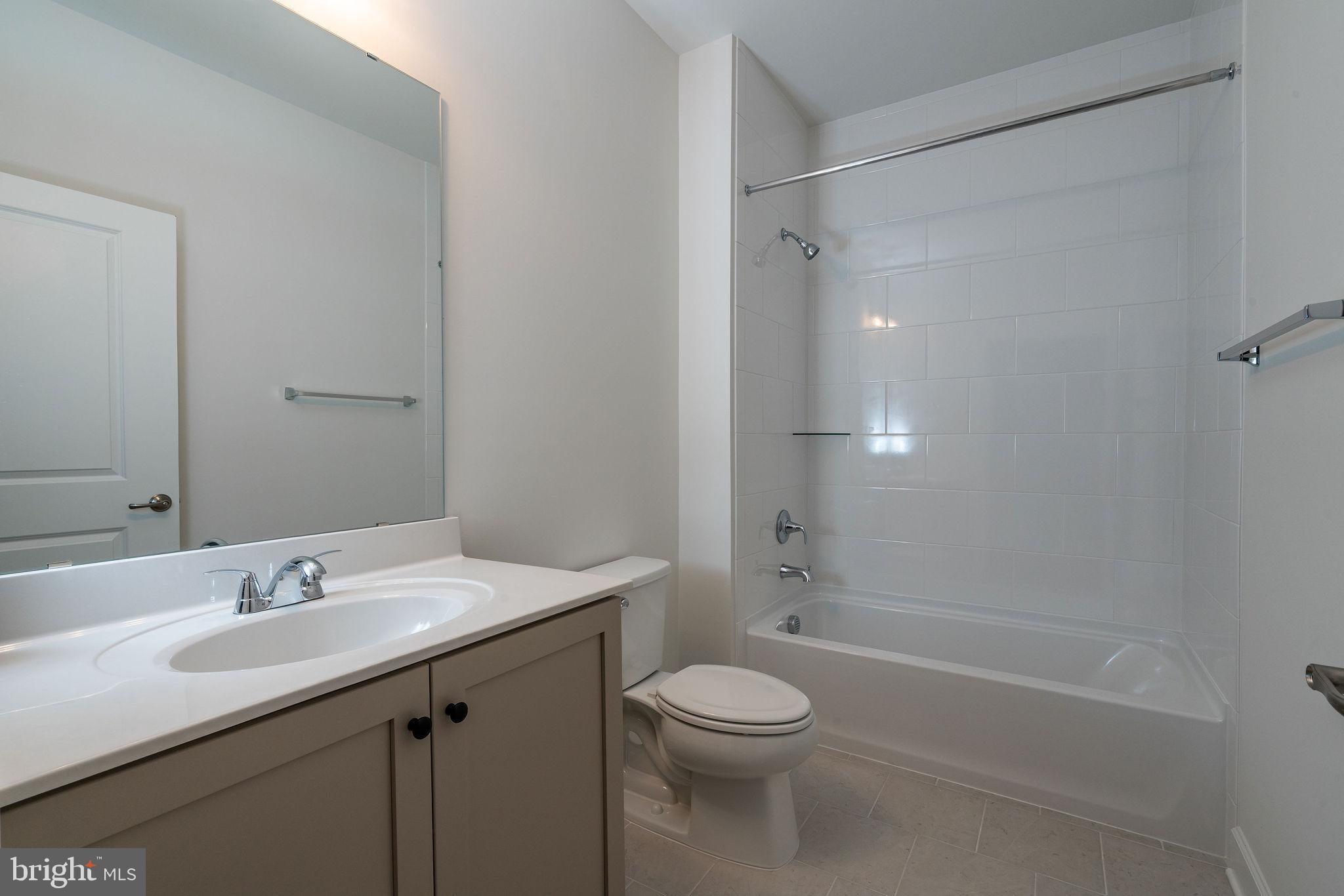 BELMONT BAY - Residential