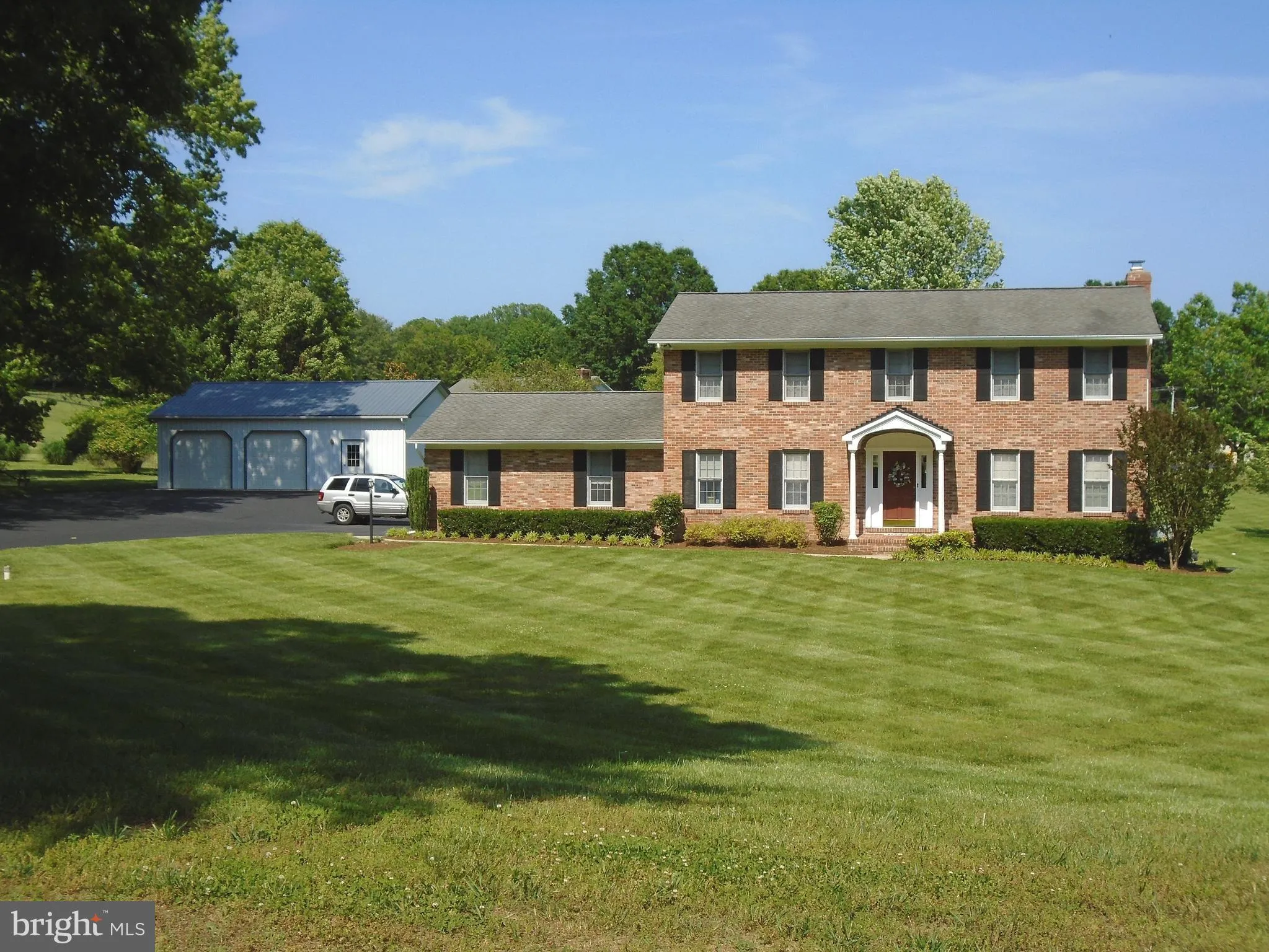 720 Sharpsburg Dr  