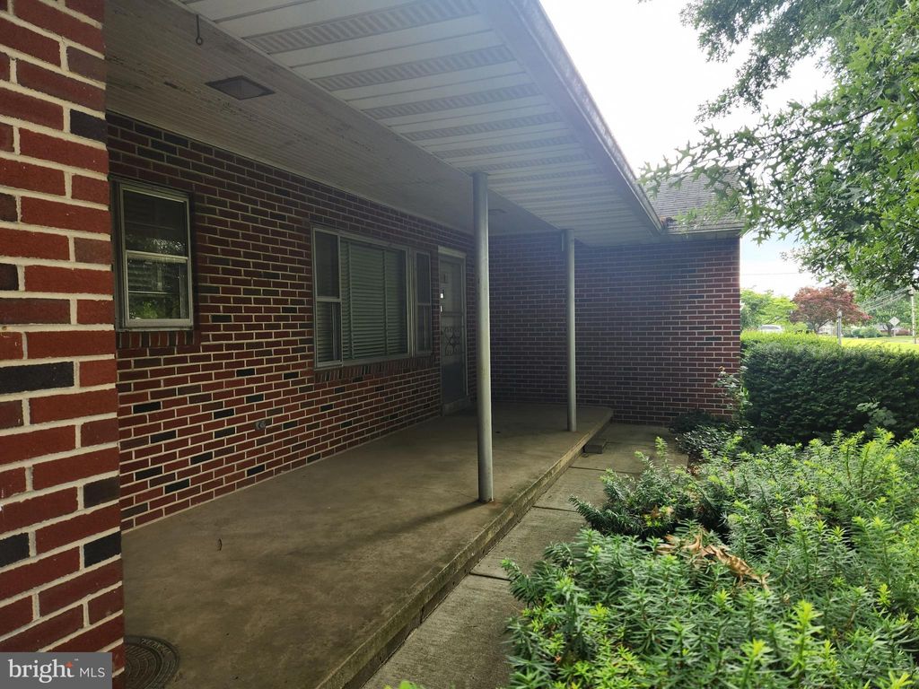 Photo of 281 Peach Bottom Road, Willow Street, PA 17584 (MLS # PALA2052650)