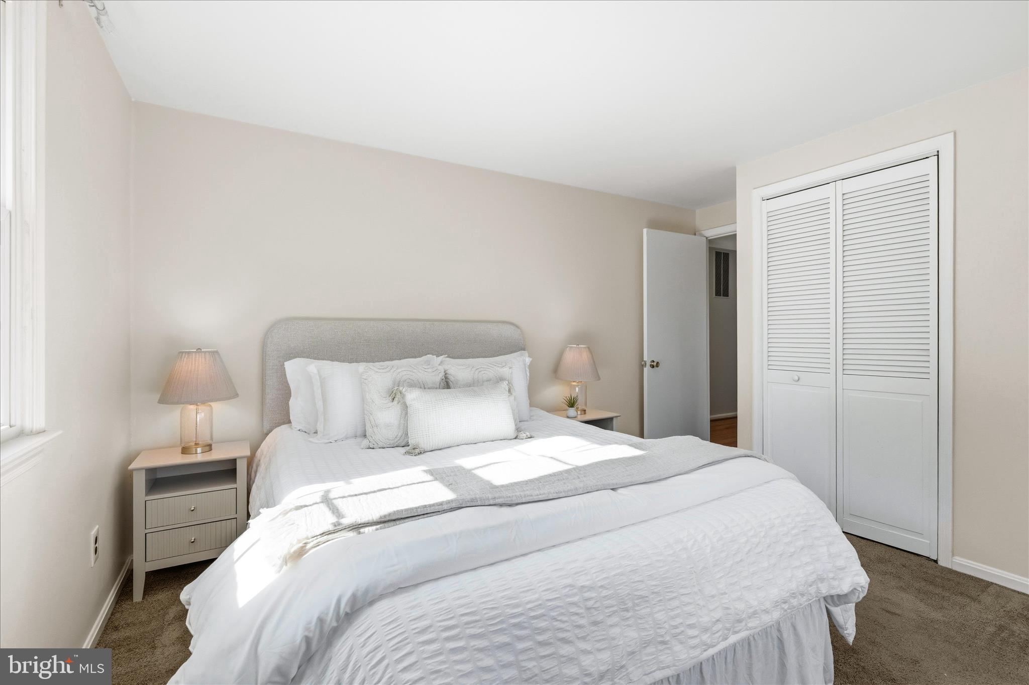 MT RADNOR HEIGHTS - Residential