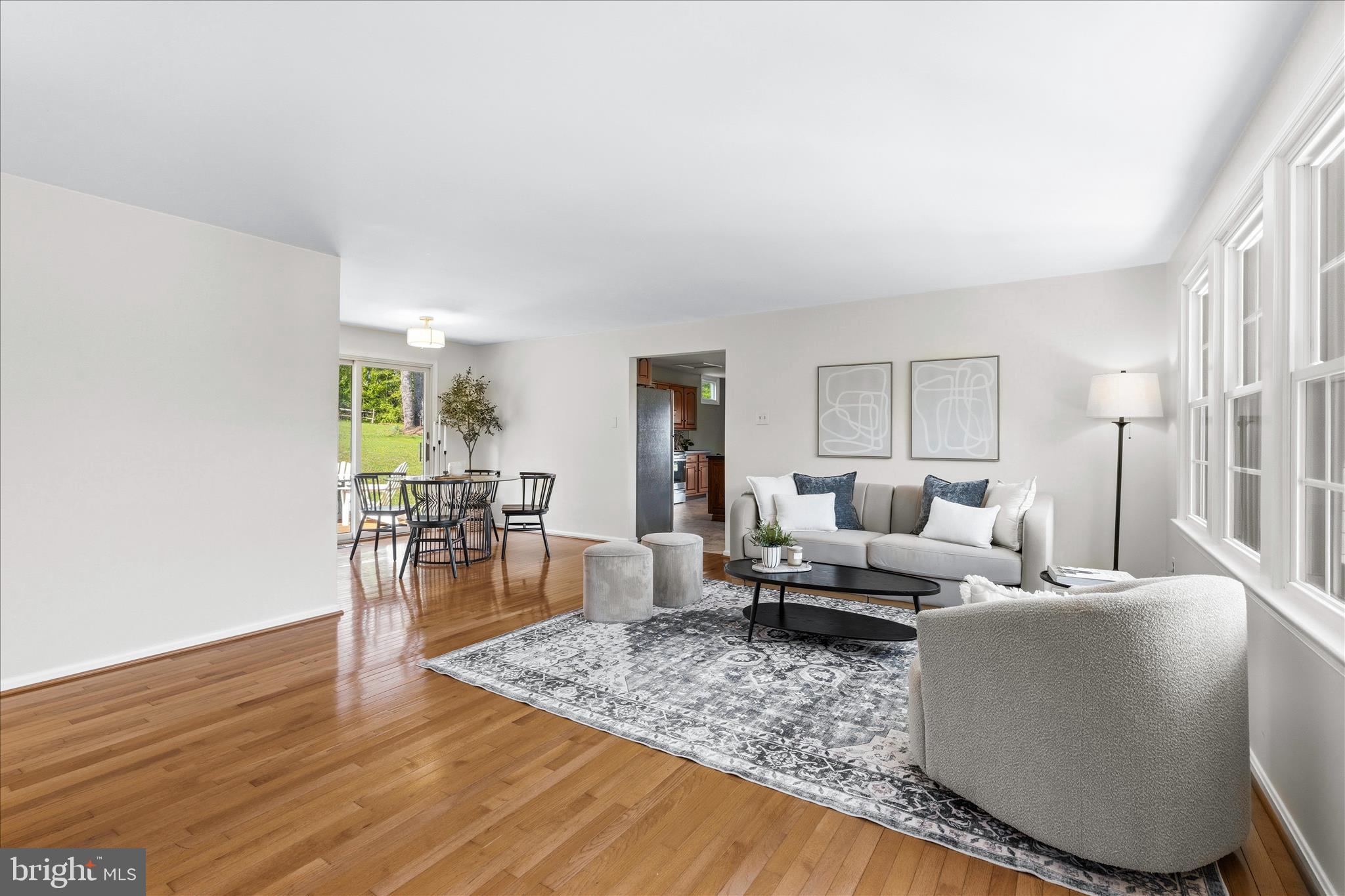 MT RADNOR HEIGHTS - Residential