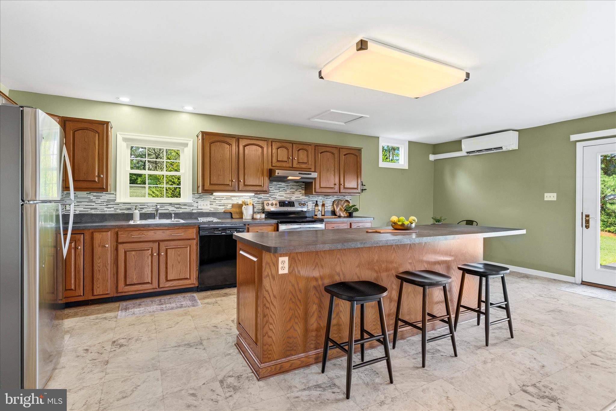 MT RADNOR HEIGHTS - Residential