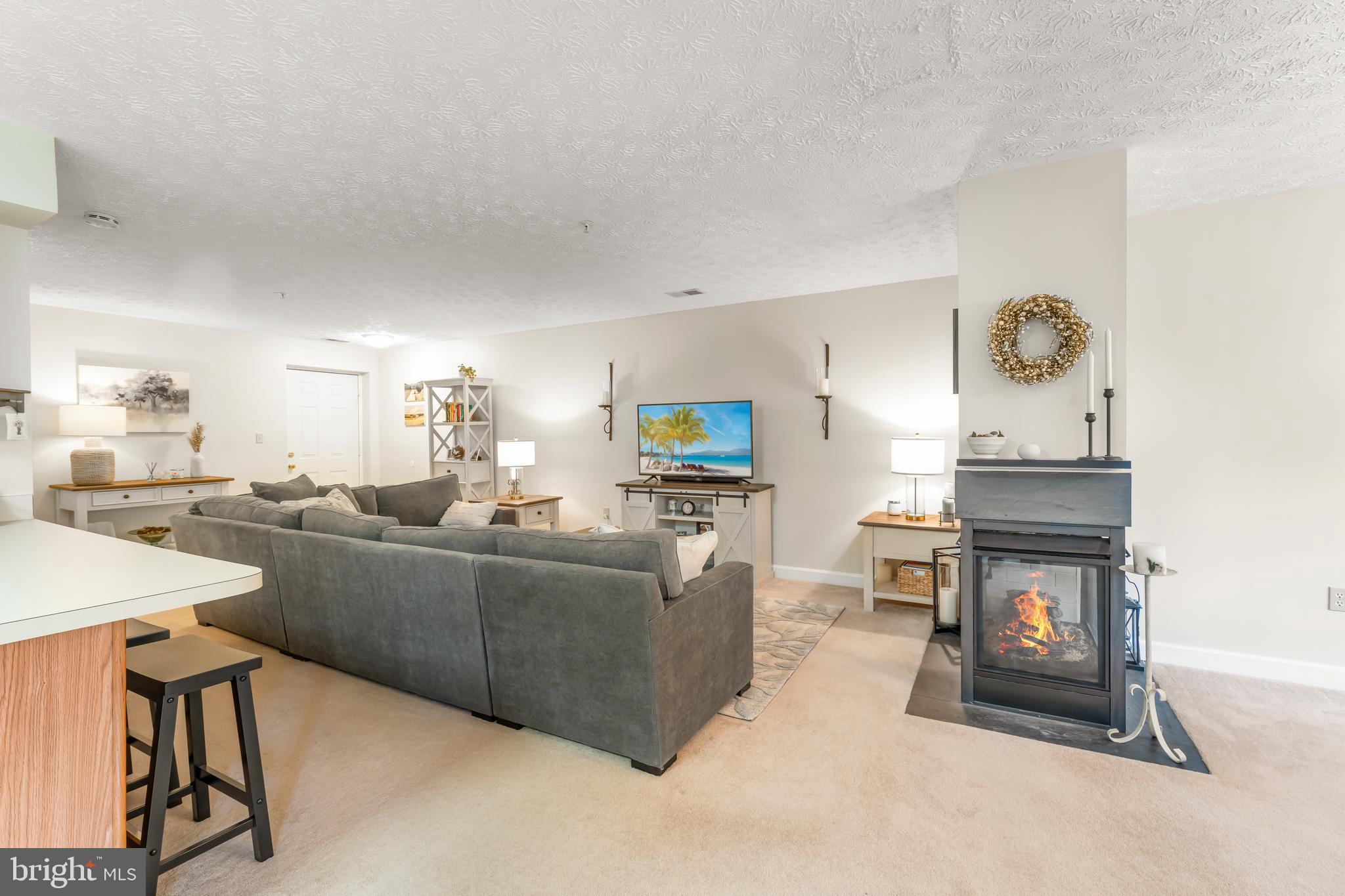 ADMIRAL REACH AT HARBOUR GATES - Residential