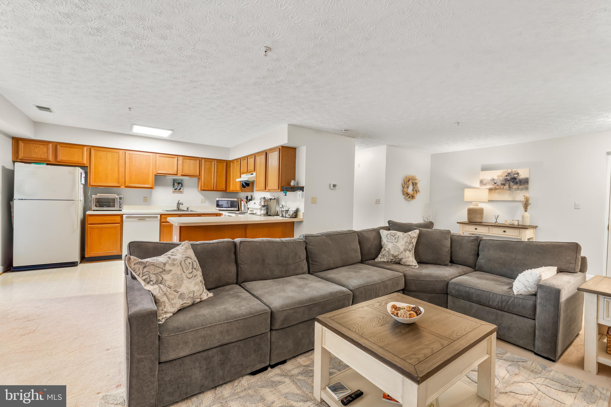 615 ADMIRAL DRIVE 307