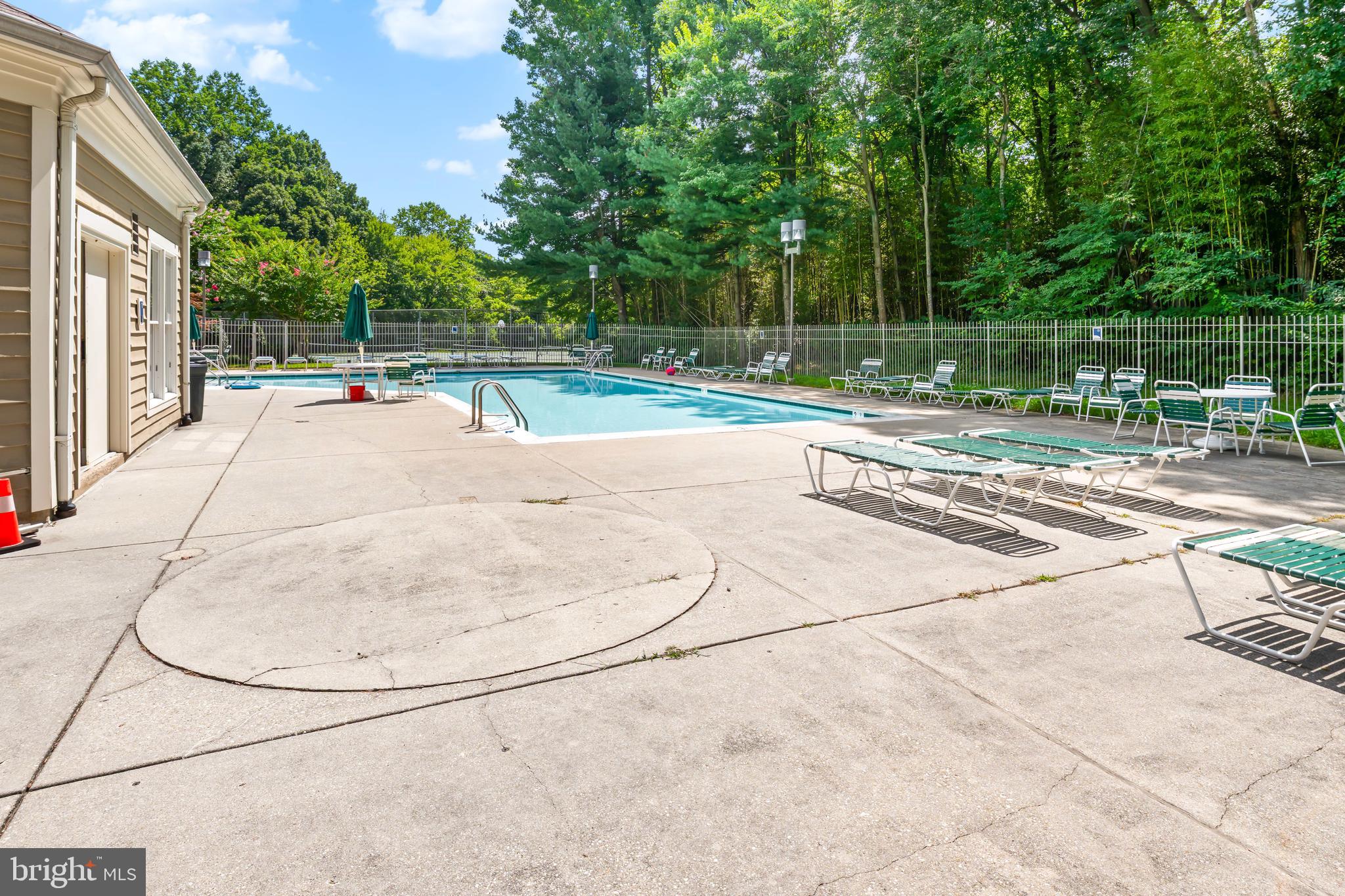 ADMIRAL REACH AT HARBOUR GATES - Residential