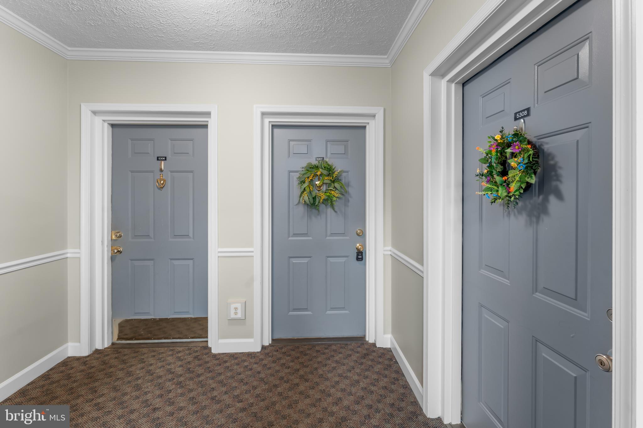 ADMIRAL REACH AT HARBOUR GATES - Residential