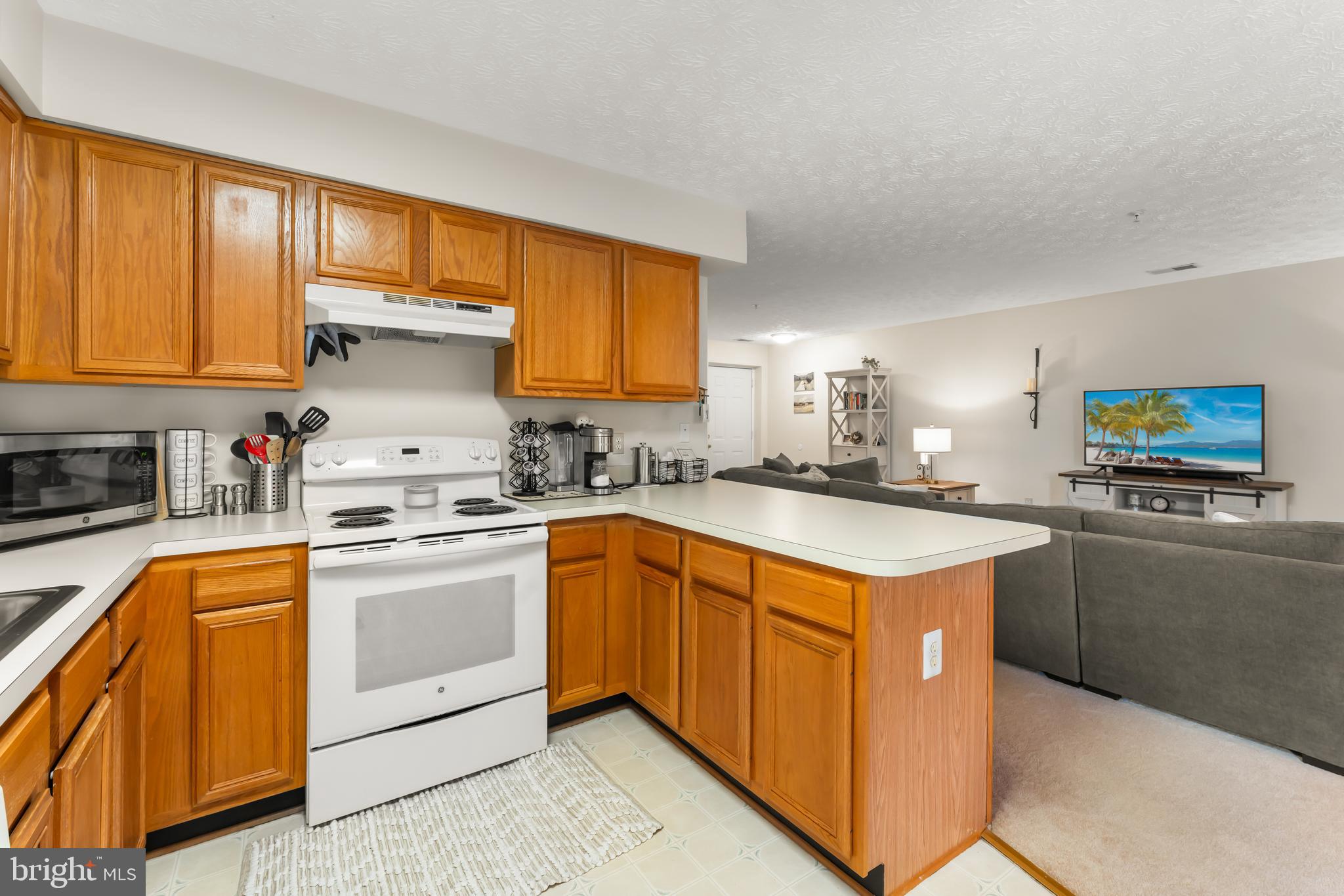 ADMIRAL REACH AT HARBOUR GATES - Residential