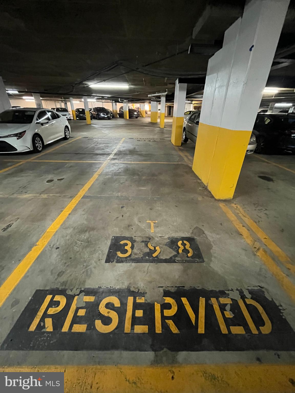 POINTE AT PARK CENTER - Residential Lease