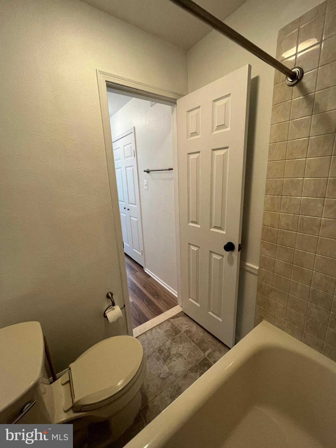 POINTE AT PARK CENTER - Residential Lease