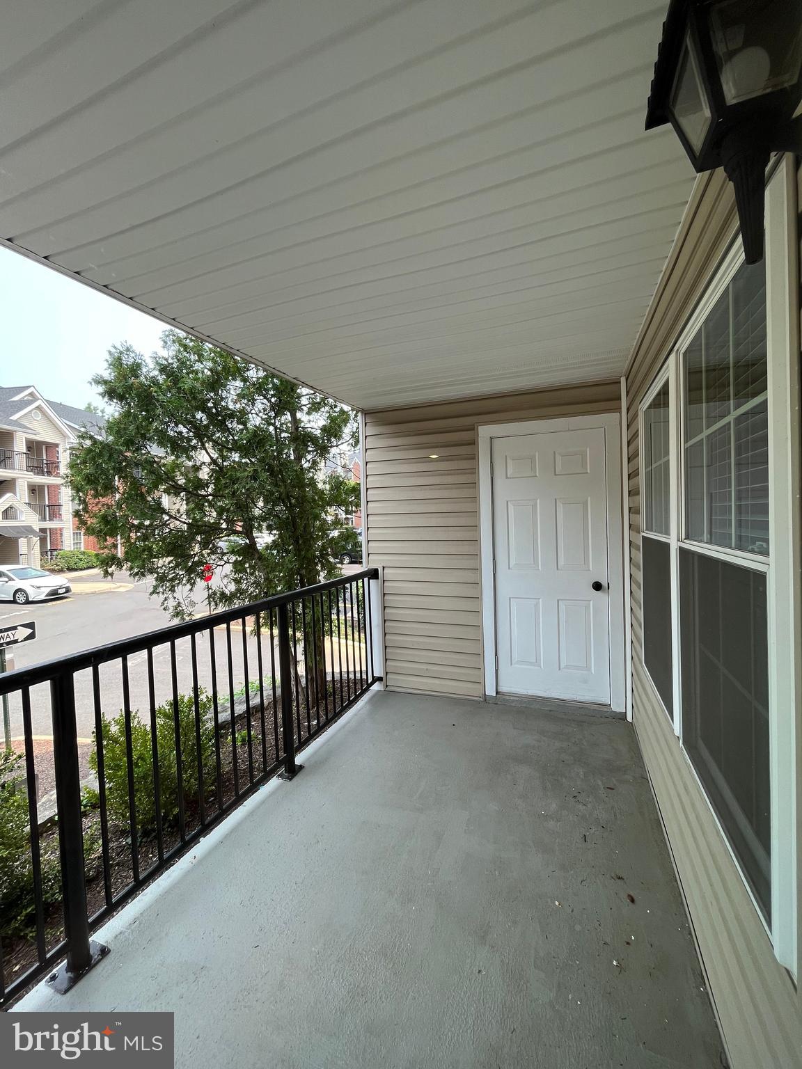 POINTE AT PARK CENTER - Residential Lease