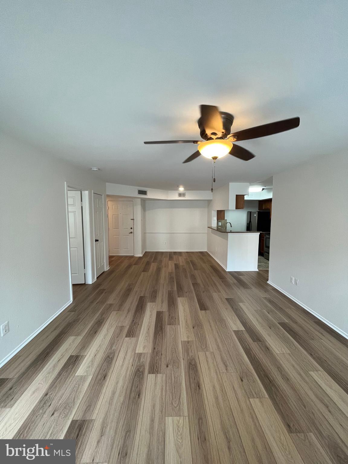 POINTE AT PARK CENTER - Residential Lease