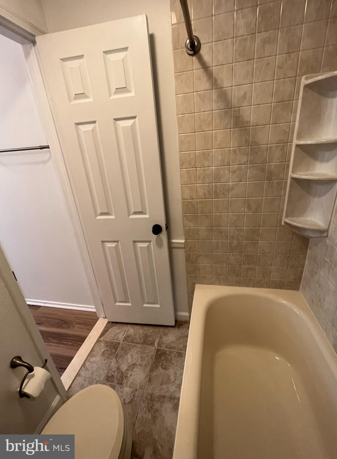 POINTE AT PARK CENTER - Residential Lease