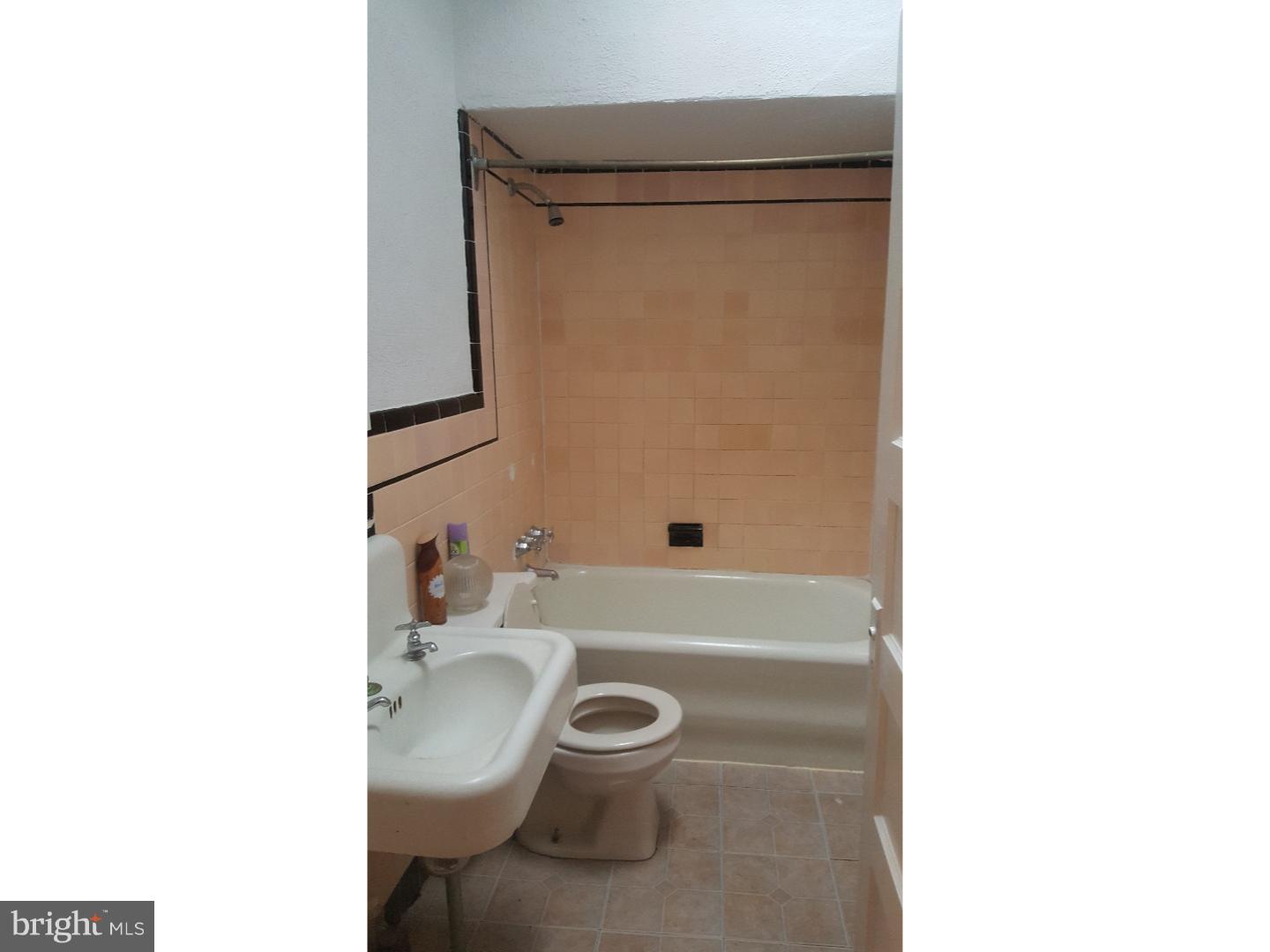 WHITMAN - Residential