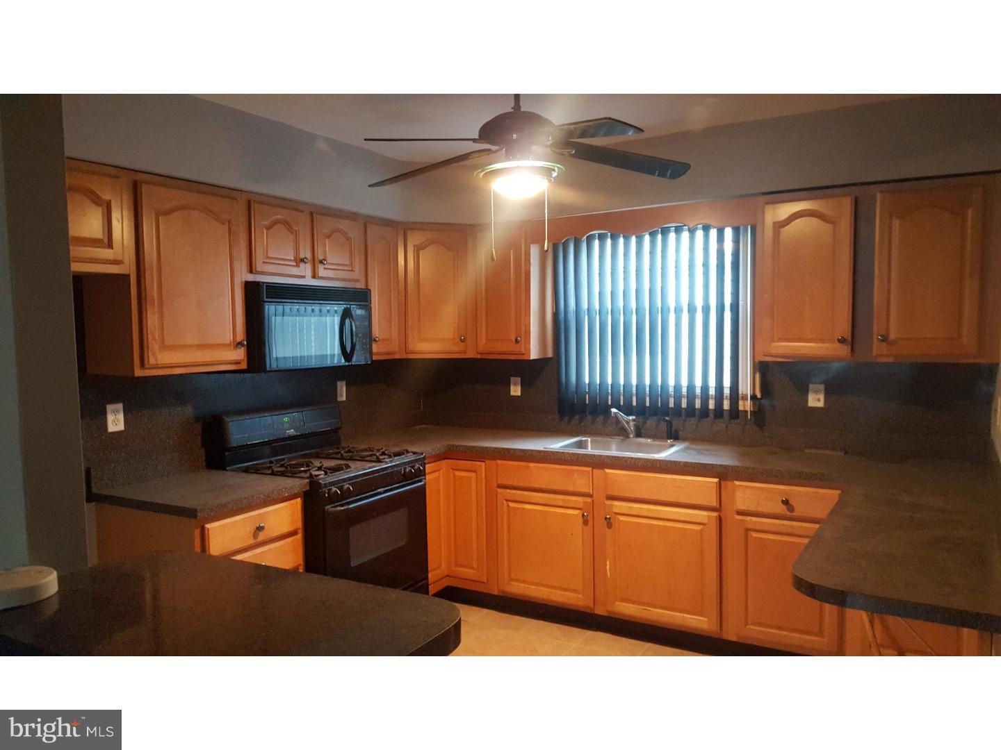 WHITMAN - Residential