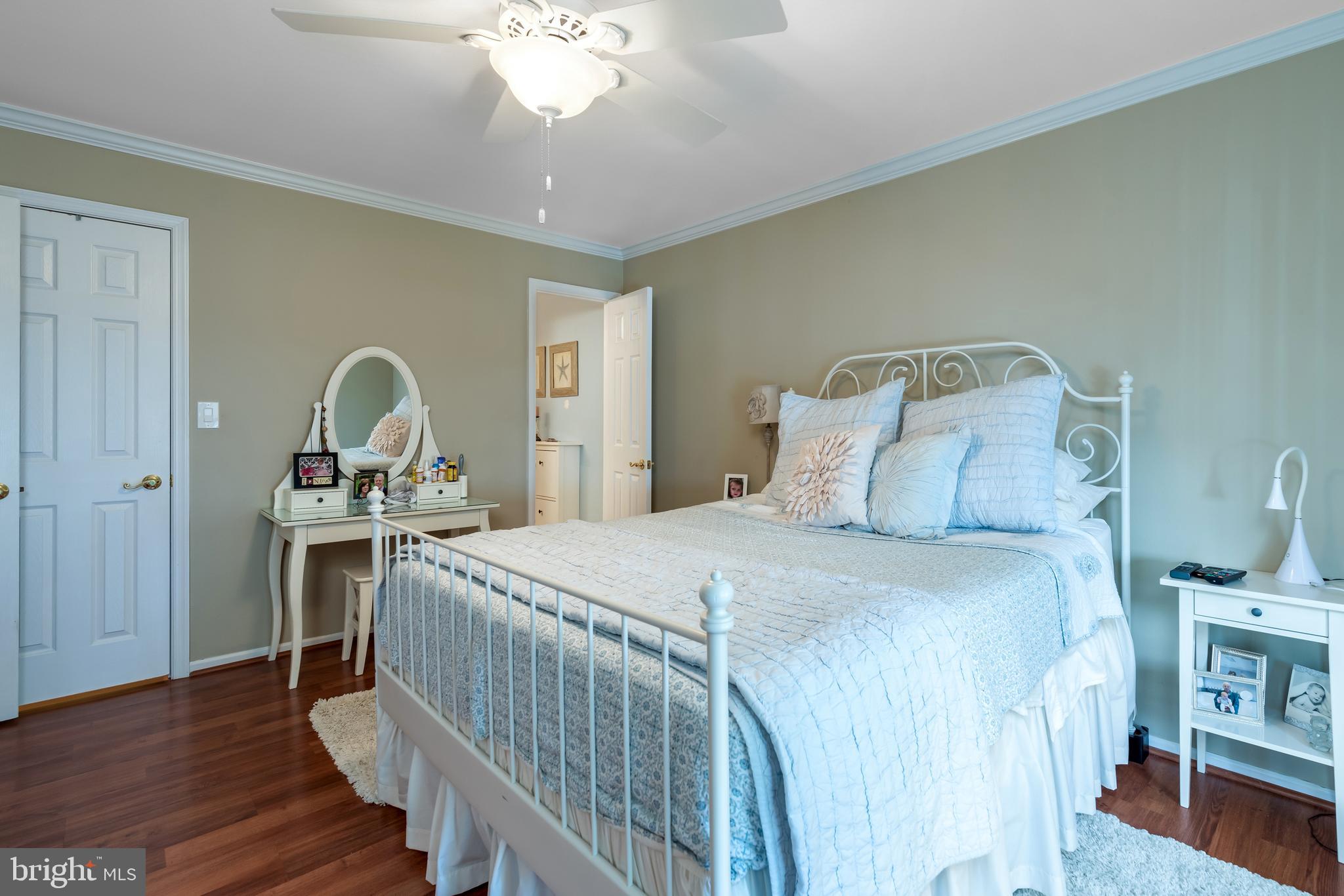 ENGLISH COUNTRY MANOR - Residential