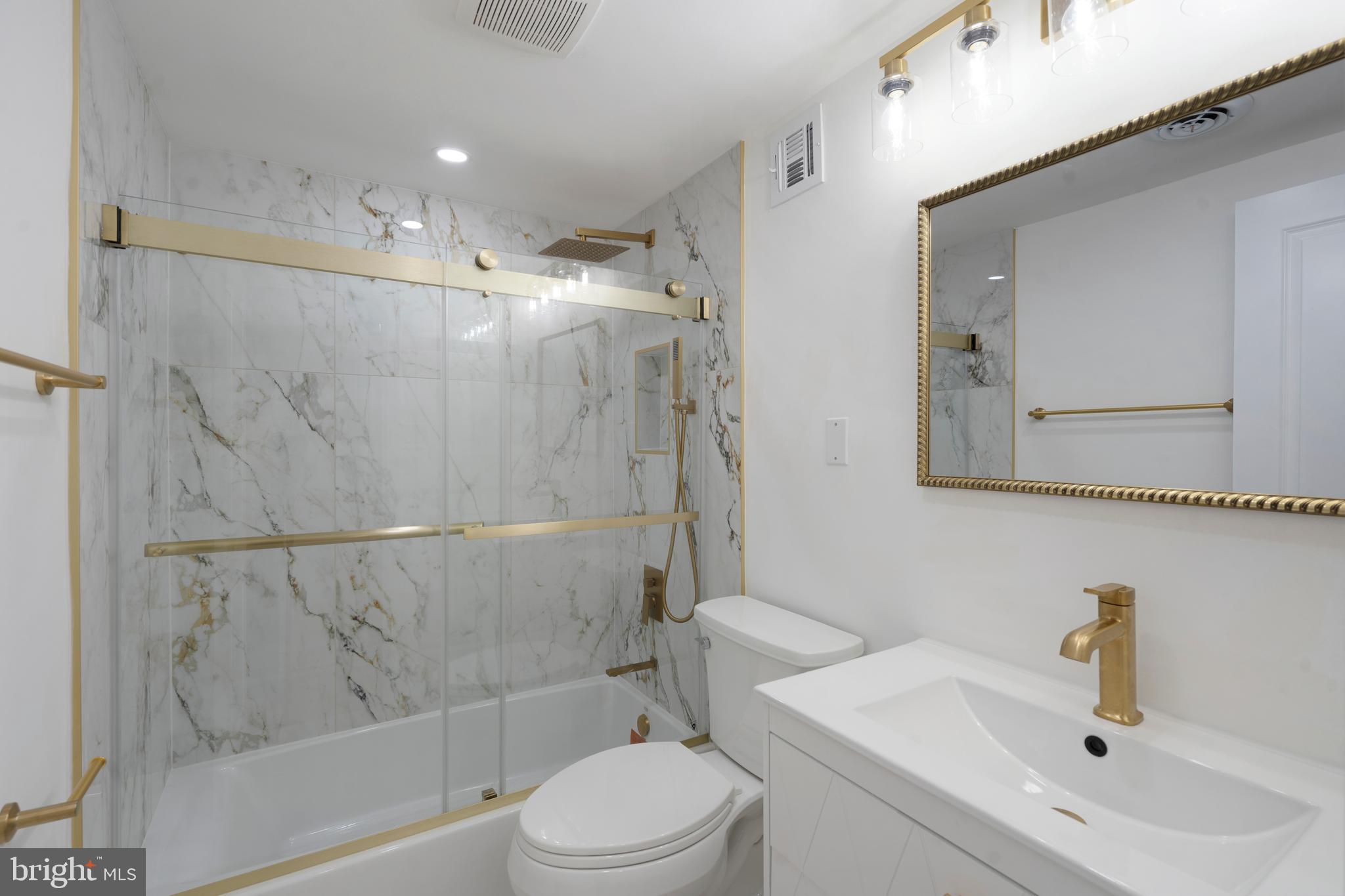 CLEVELAND HOUSE - Residential