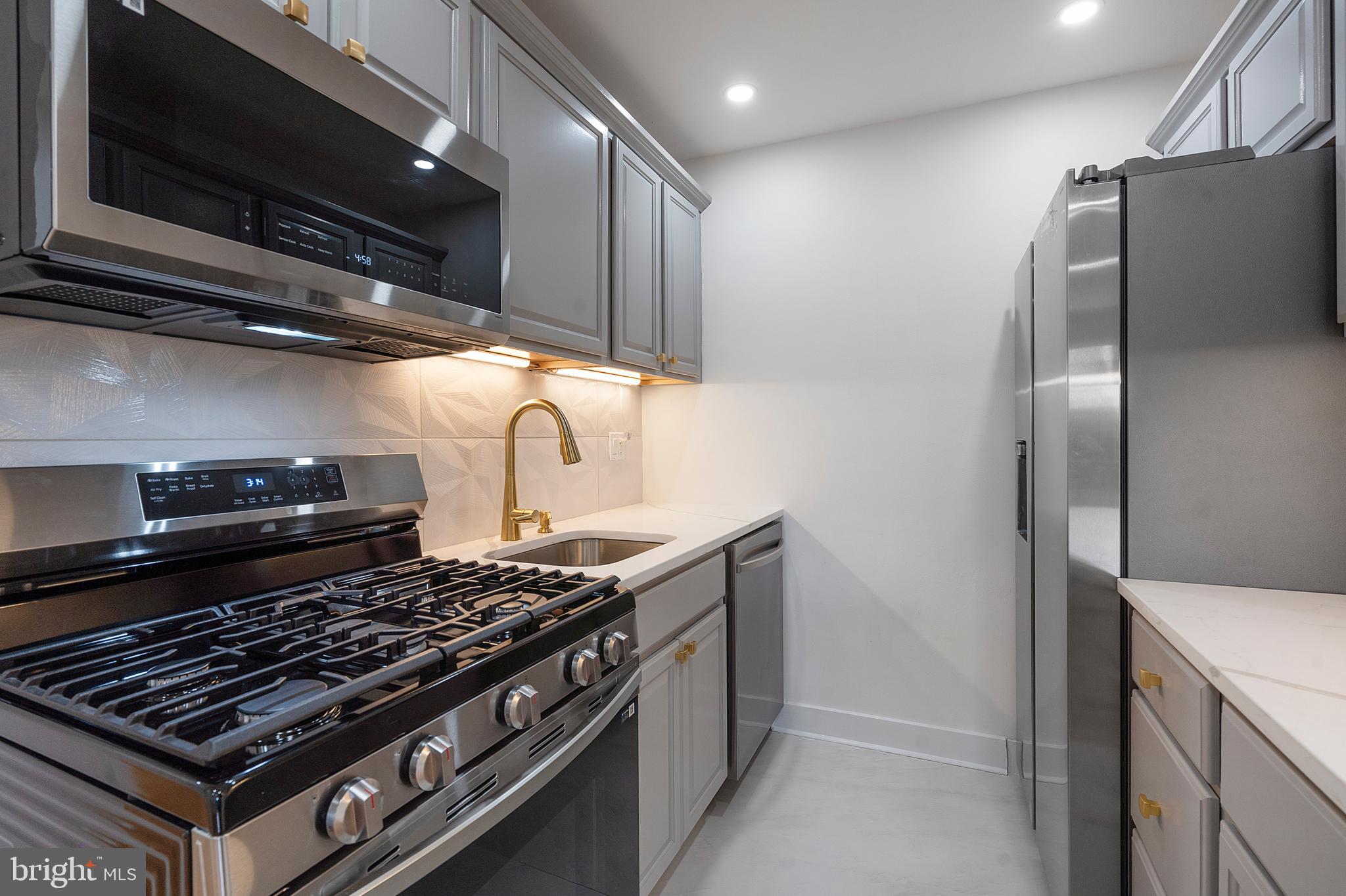 CLEVELAND HOUSE - Residential