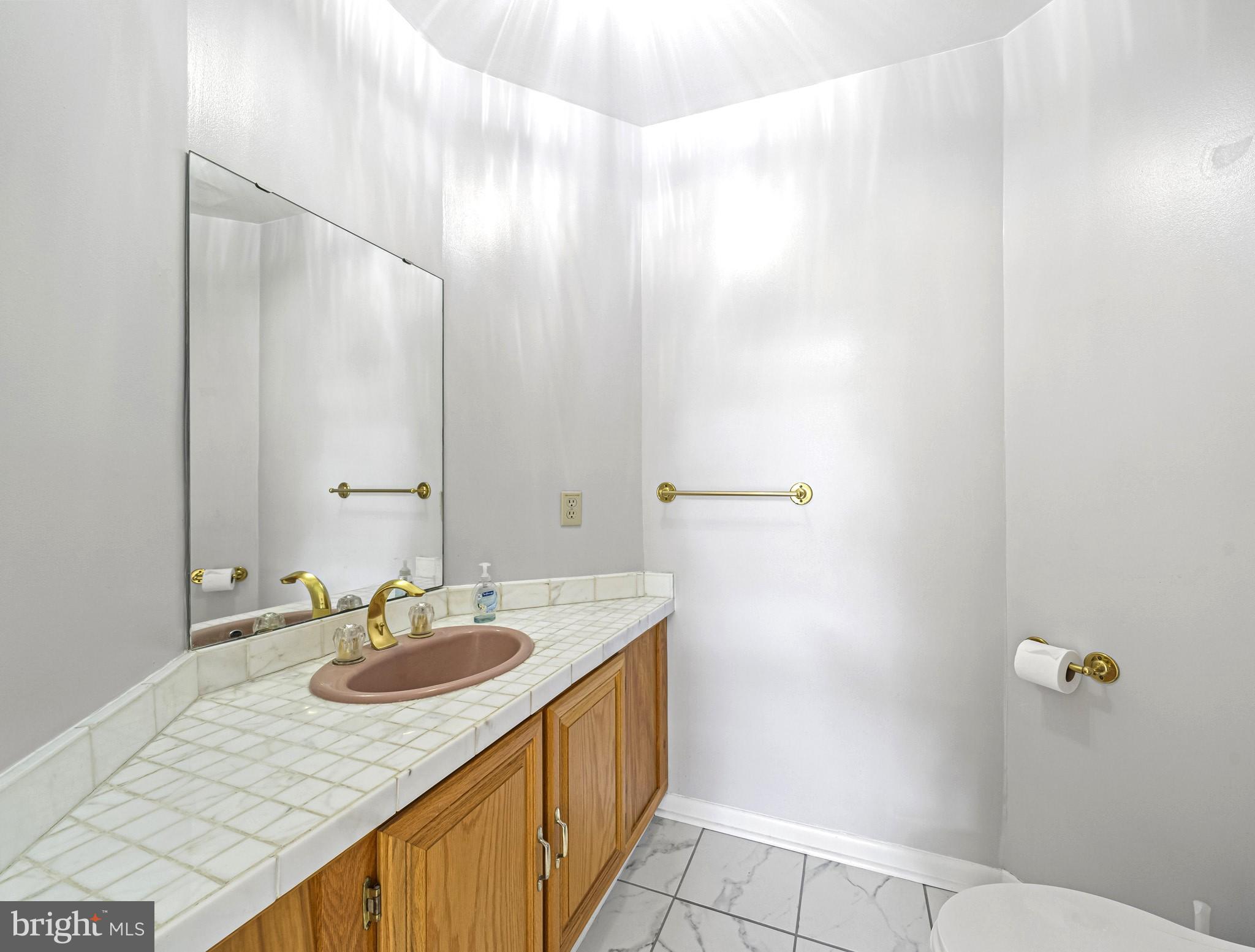 WIDOW WOODS - Residential