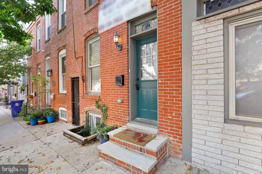 GORGEOUS 13+ FT WIDE HOME LOCATED IN THE HEART OF CANTON NOW AVAILABLE. GLISTENING HARDWOODS CASCADE THROUGHOUT. ENJOY CUSTOM CABINETRY, DESIGNER LIGHTING, GRANITE COUNTERTOPS, SS APPLIANCES IN THE OPEN CHEF'S KITCHEN. LOADS OF NATURAL LIGHT. HIGH CEILINGS. WALK-IN SHOWERS. WALK-IN CLOSETS. FINISHED LOWER LEVEL. 3 OVERSIZED BEDROOMS WITH 3 FULL BATHROOMS. ENJOY AN EXPANSIVE ROOF DECK FOR ENTERTAINING WITH STUNNING WATER AND CITY VIEWS. CLOSE PROXIMITY TO RETAIL SHOPPING, LOCAL DINING, CANTON SQUARE, AND ALL MAJOR HIGHWAYS. SCHEDULE A PRIVATE TOUR TODAY!