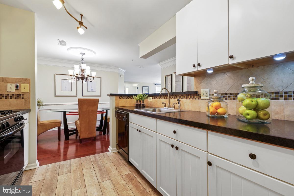 STRATFORD CONDOS - Residential Lease