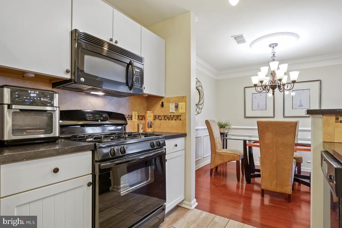 STRATFORD CONDOS - Residential Lease