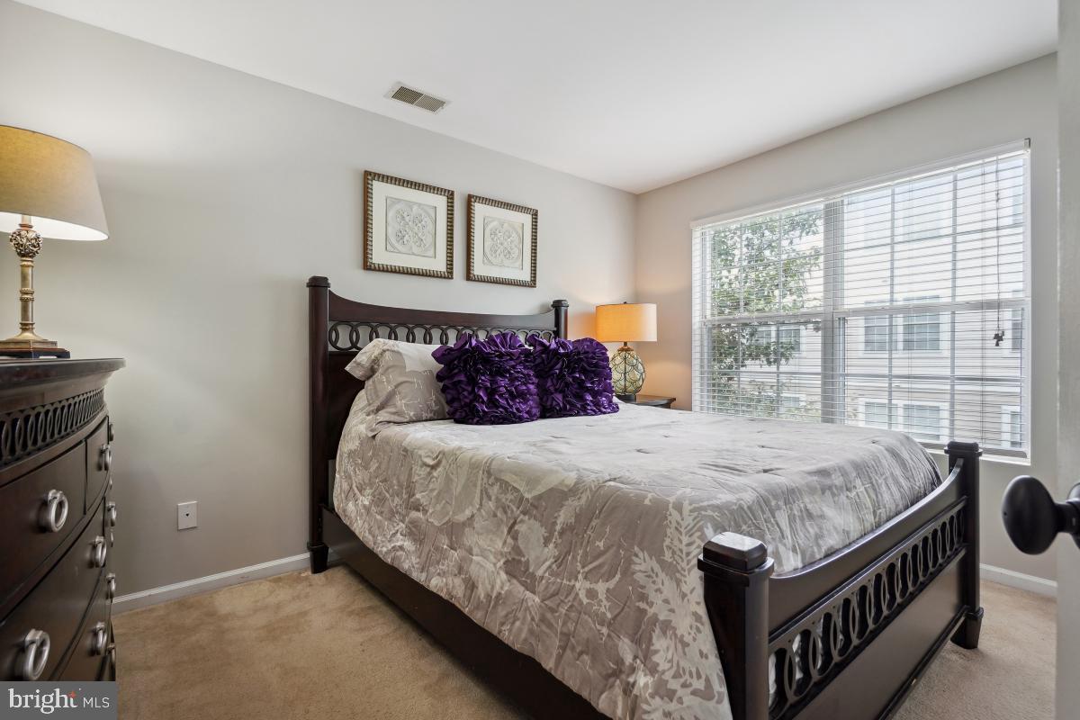 STRATFORD CONDOS - Residential Lease