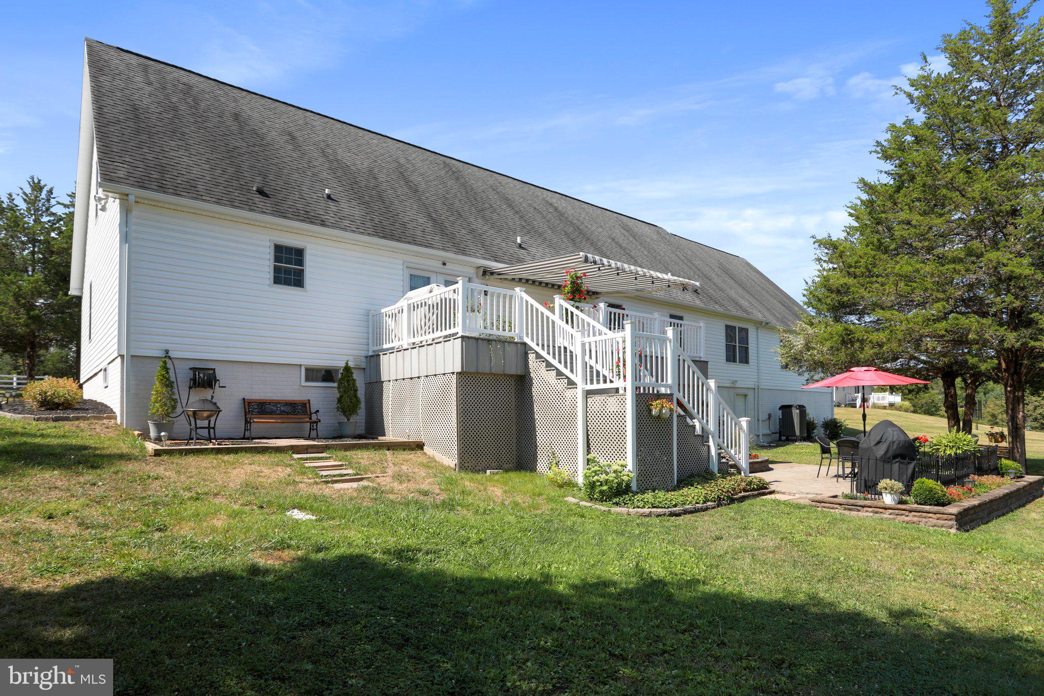 GREEN FIELDS - Residential