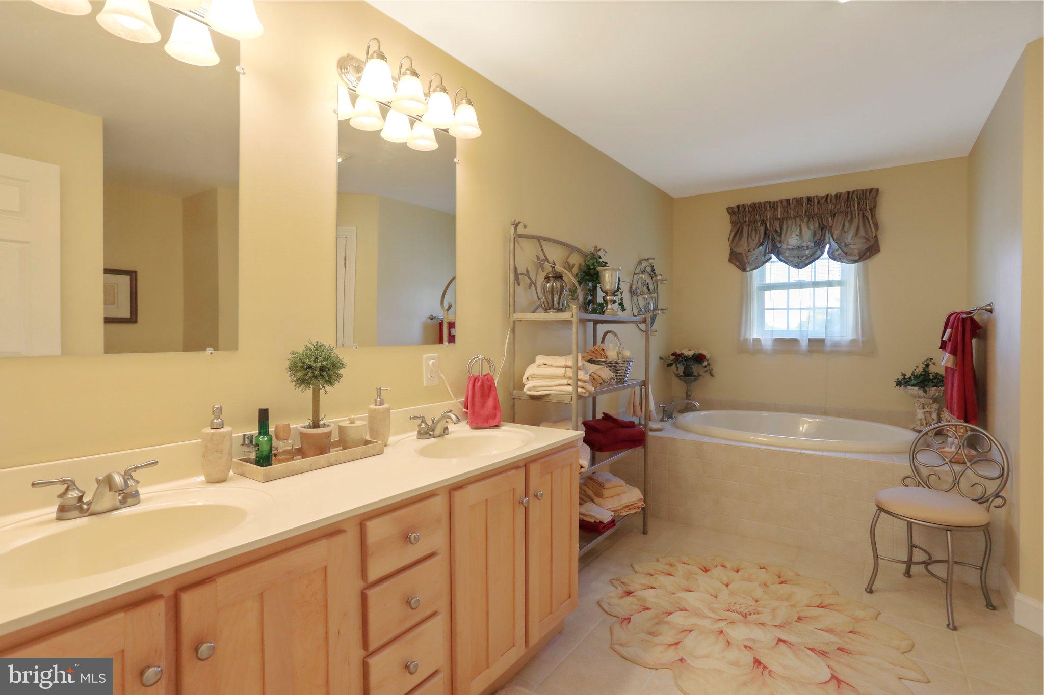 GREEN FIELDS - Residential